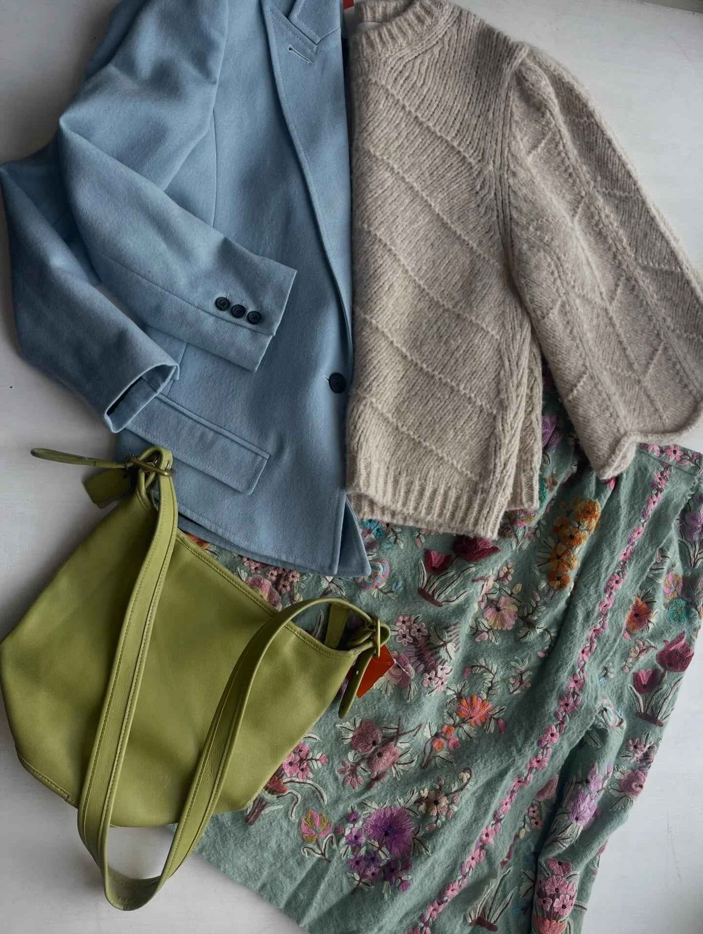 Some more spring transitional outfit inspo for your feed ✨ 

We can&rsquo;t wait to see what great spring consignment everyone has for us this year! Remember appointments open at NOON this Sunday 2/28.

Dm us for outfit details!

#vintagefashion #fas