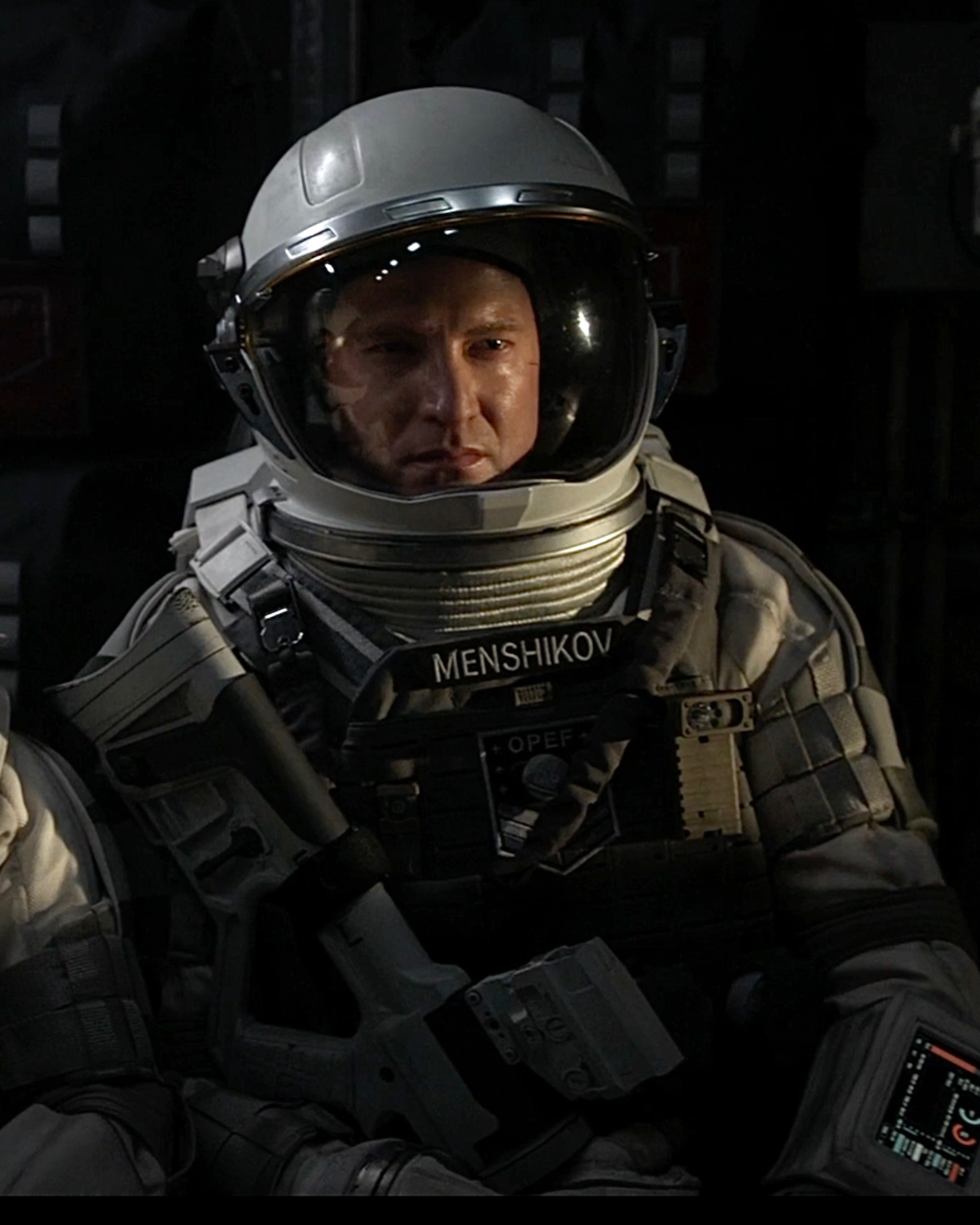 MENSHIKOV SPACESUIT.PNG