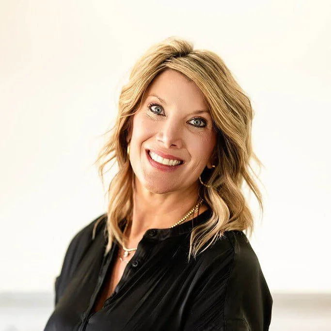 Melissa Wineinger Stylist at Lookin Good Spa