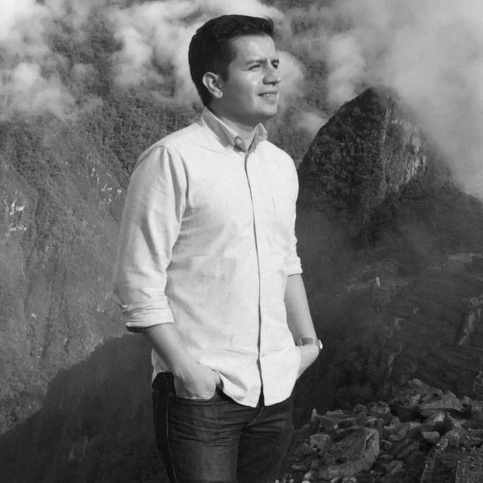 Nestor Baeza, High Line Hotel