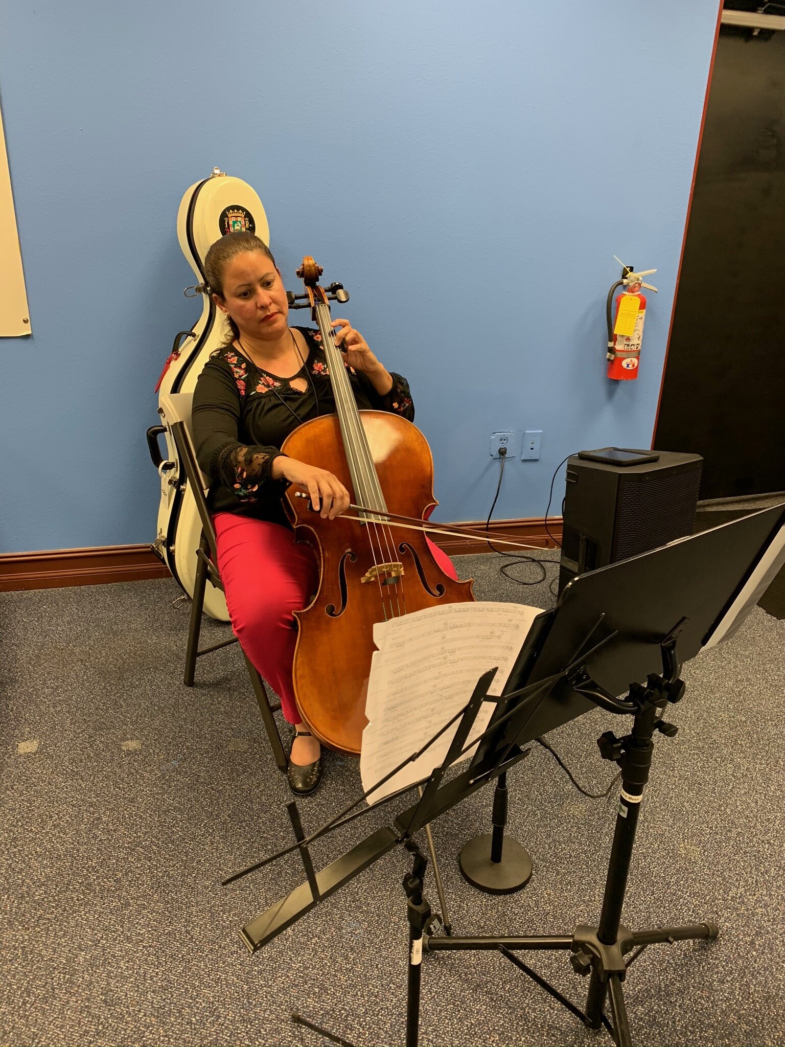 teacher cello1.jpg