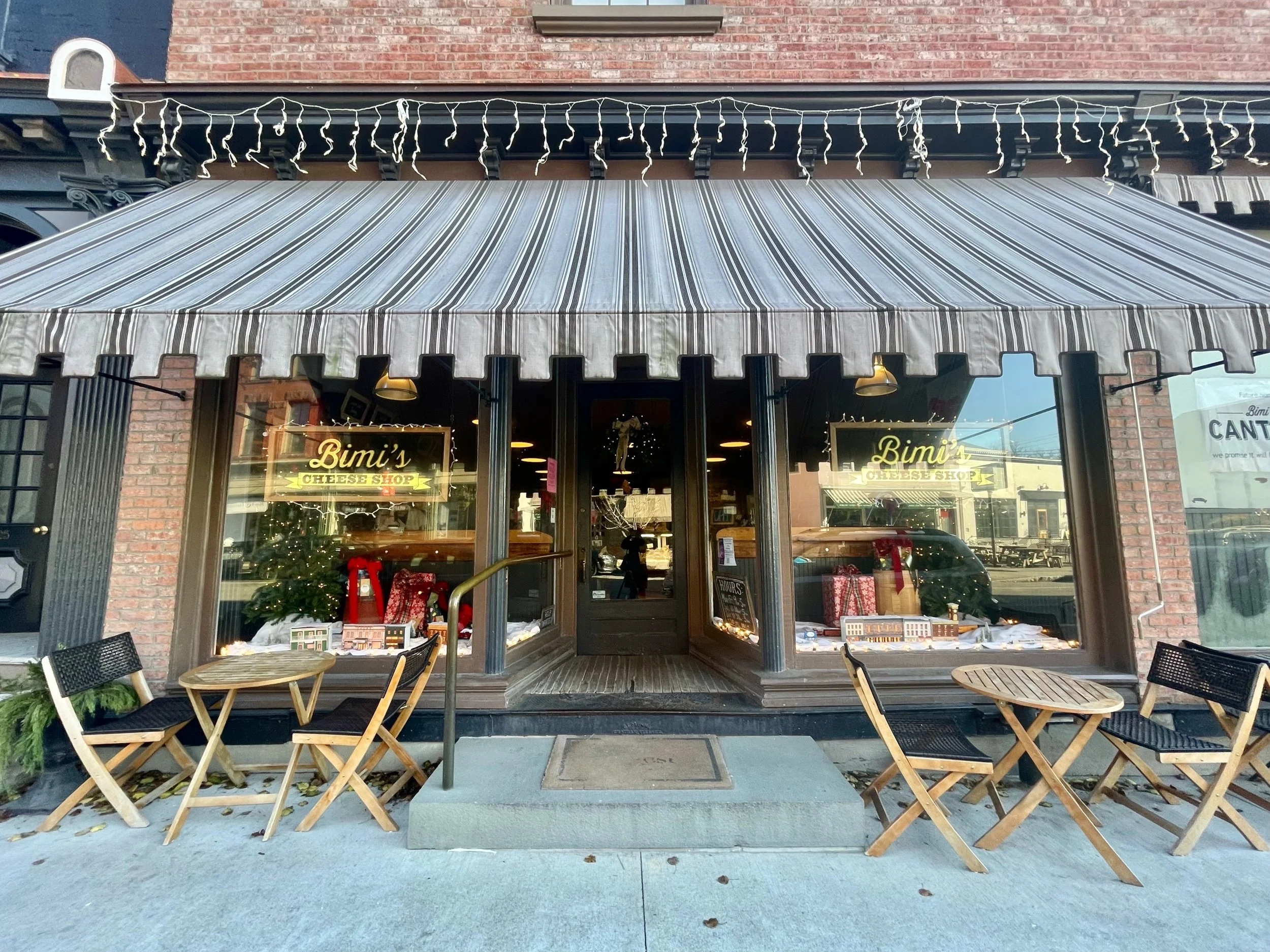 AFFORDABLE CHRISTMAS SHOPPING WITH ARTISANAL FOODS