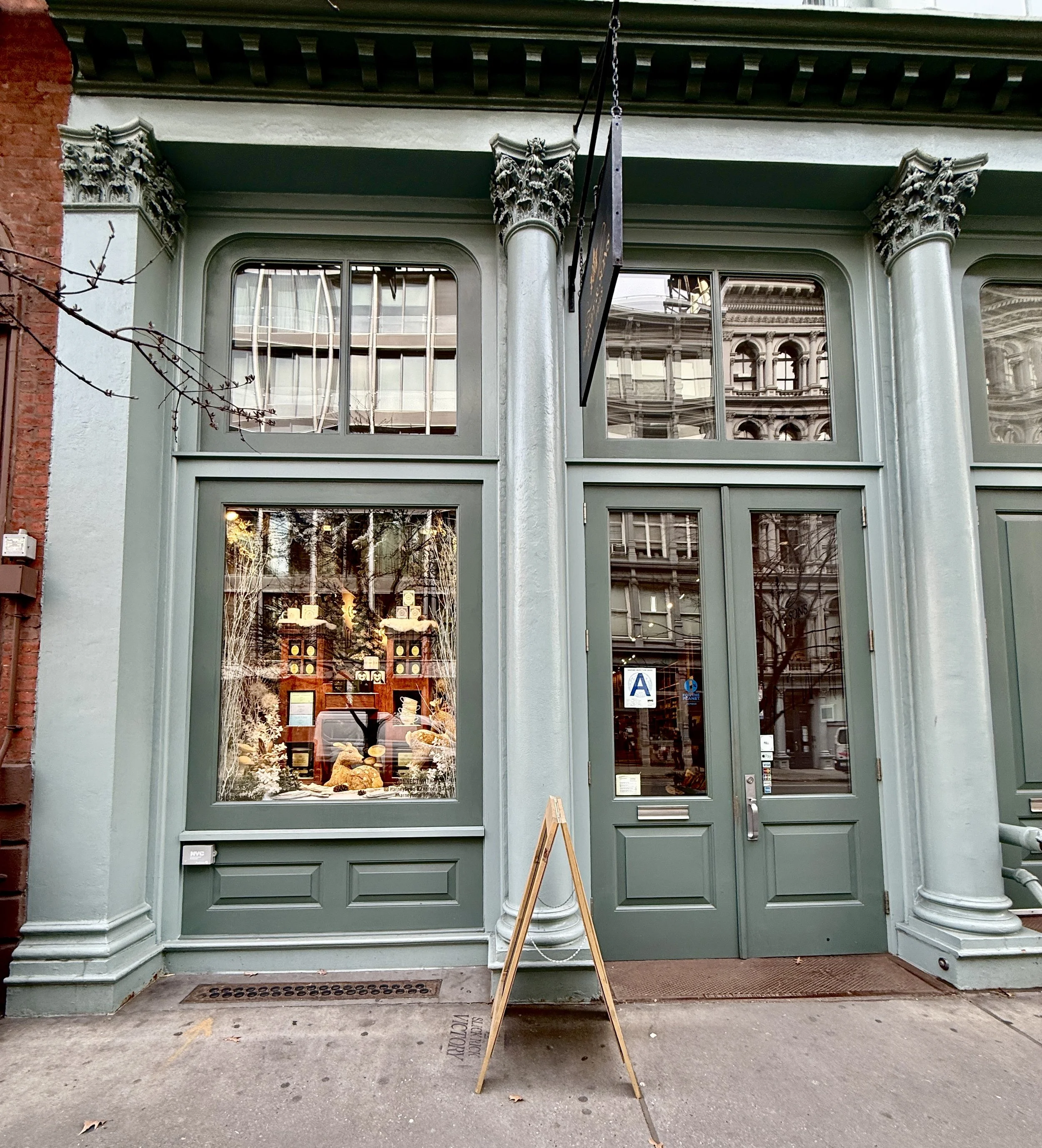 HARNEY & SONS FINE TEAS