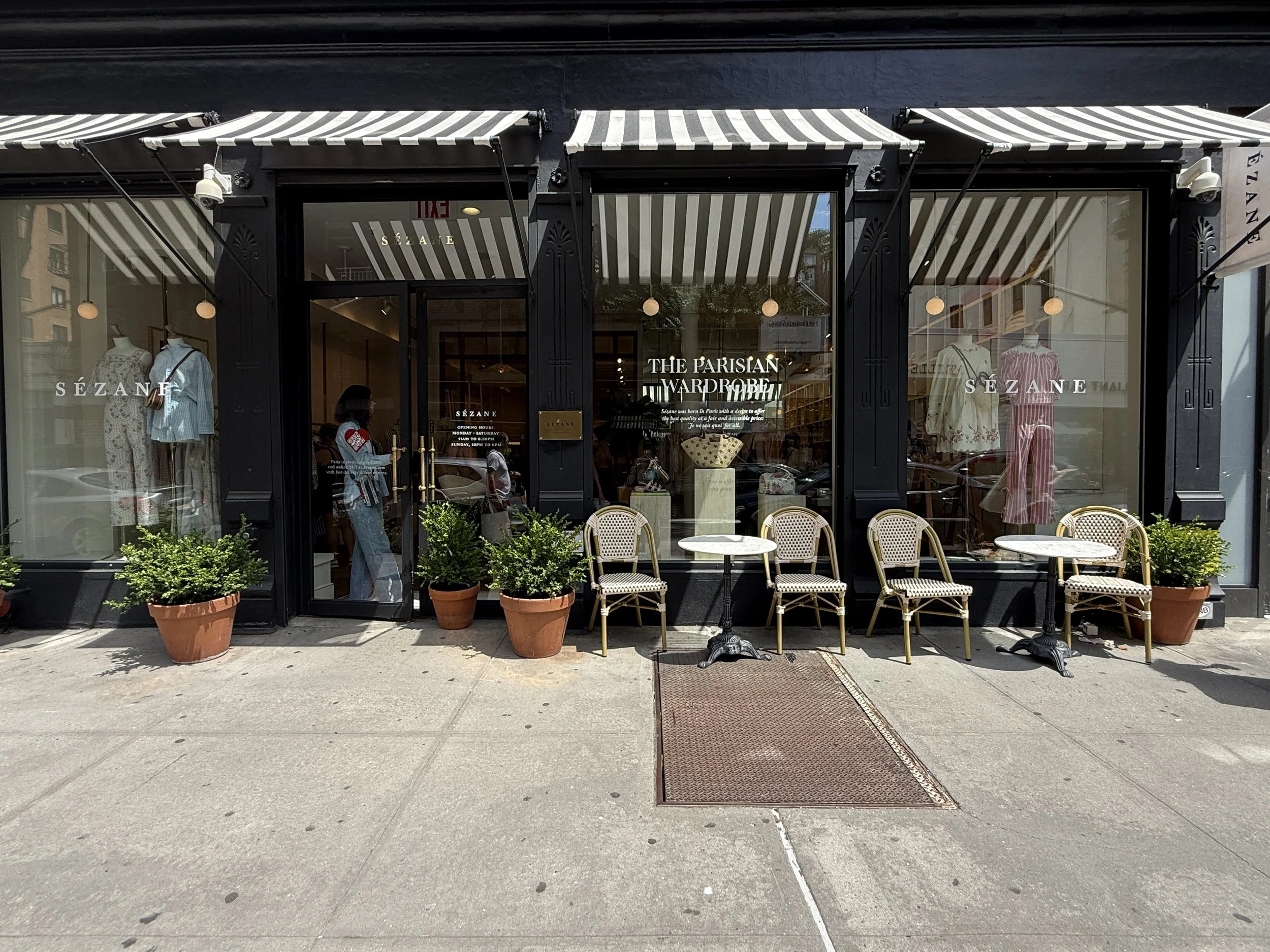 L’APPARTEMENT SÉZANE