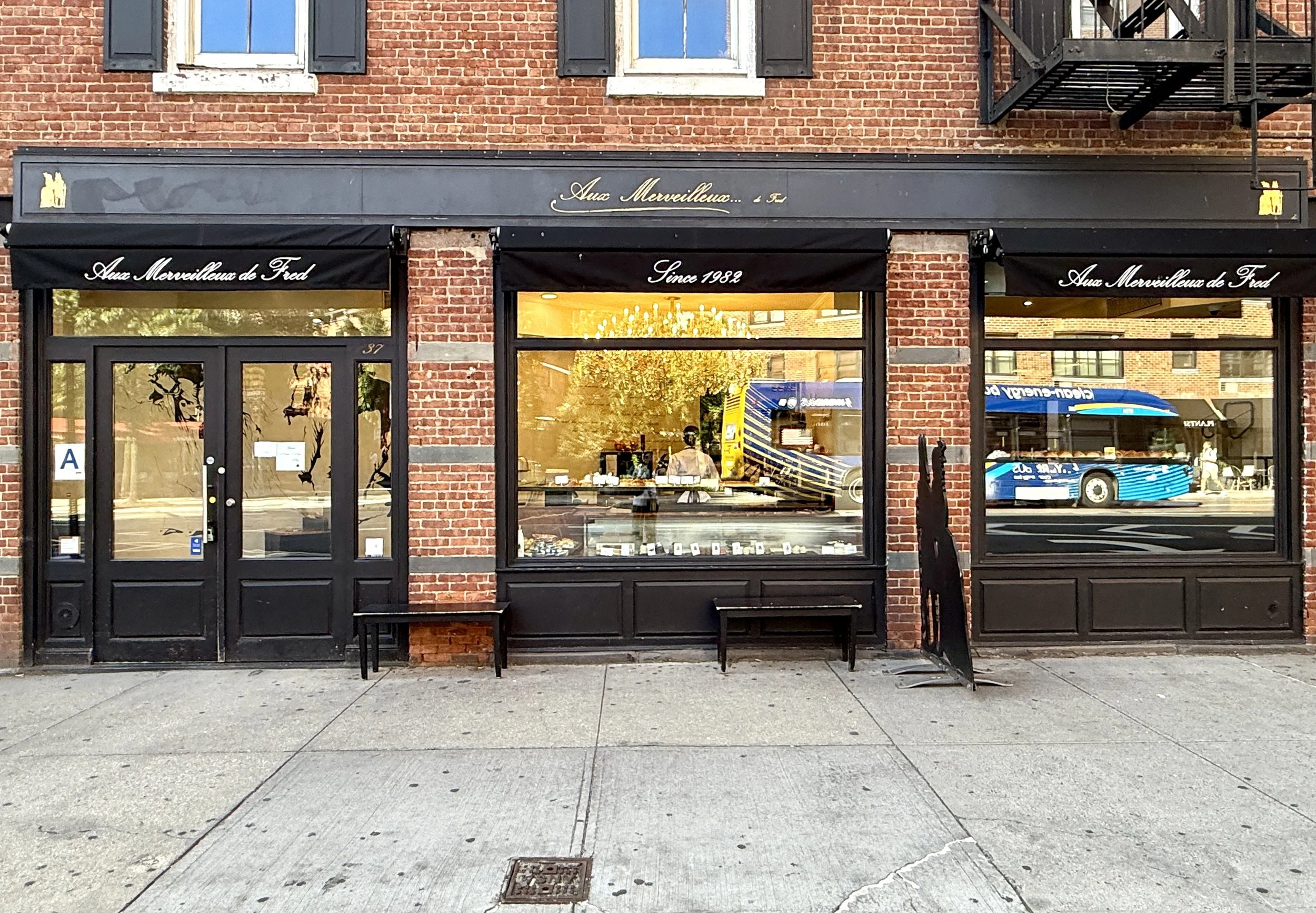 AUX MERVEILLEUX DE FRED