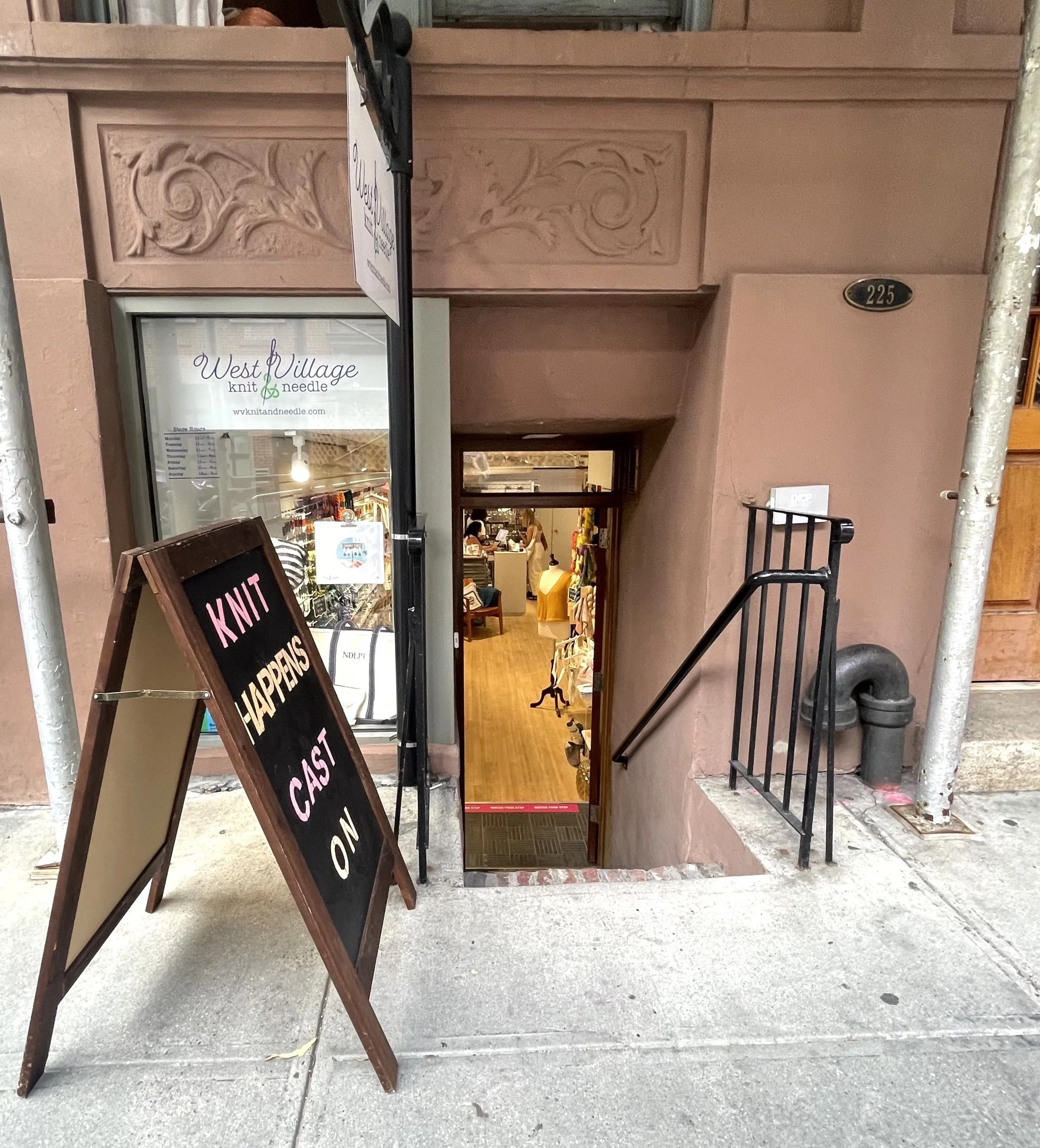 WEST VILLAGE KNIT & NEEDLE