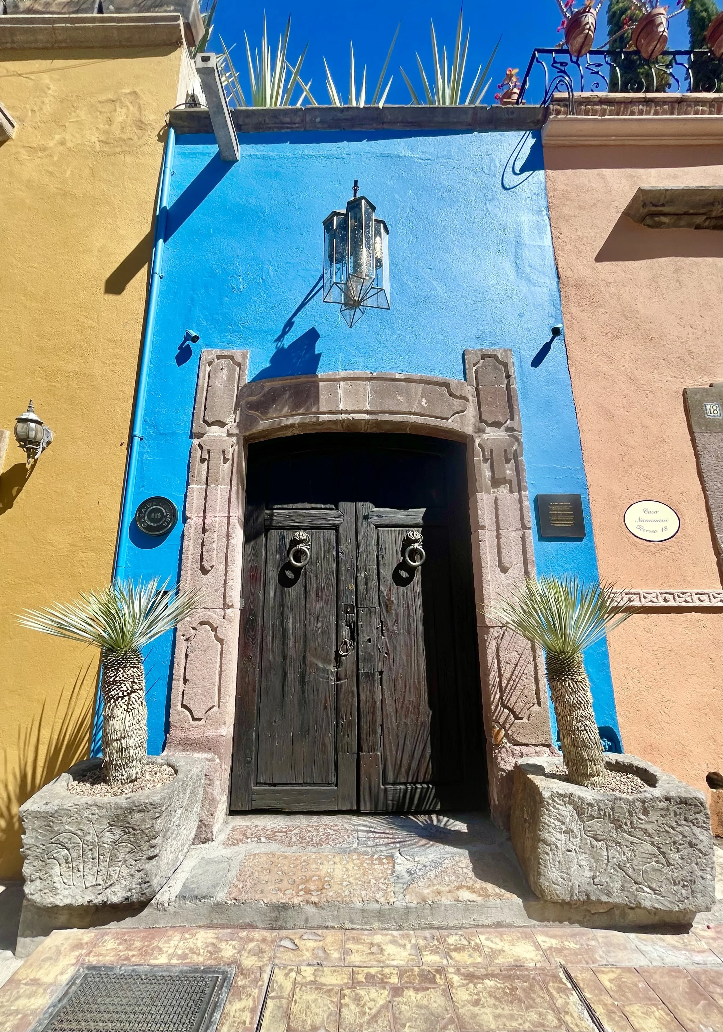 CASA DRAGONES