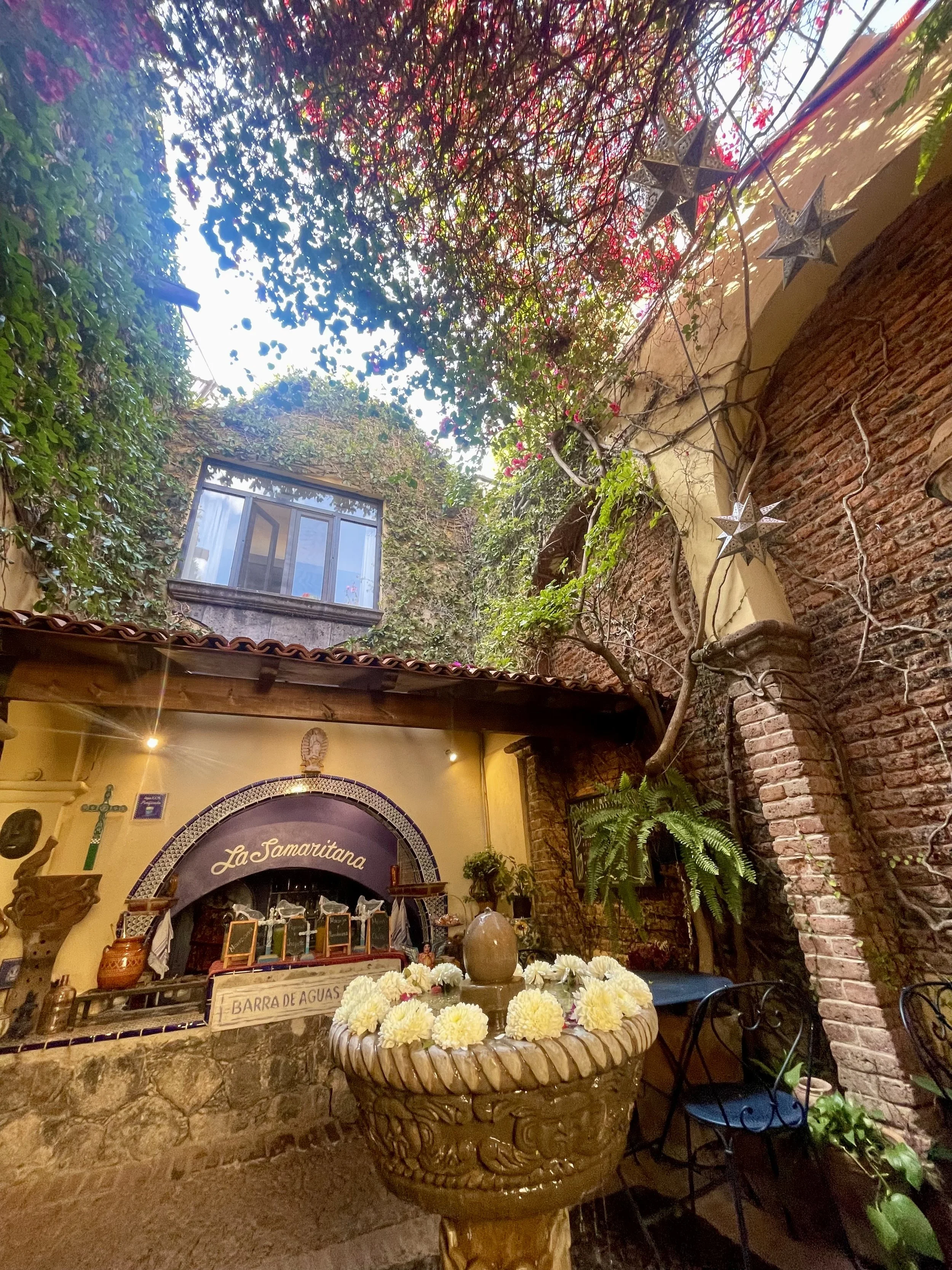 LA SAMARITANA - BARRE DE AQUAS FRESCAS