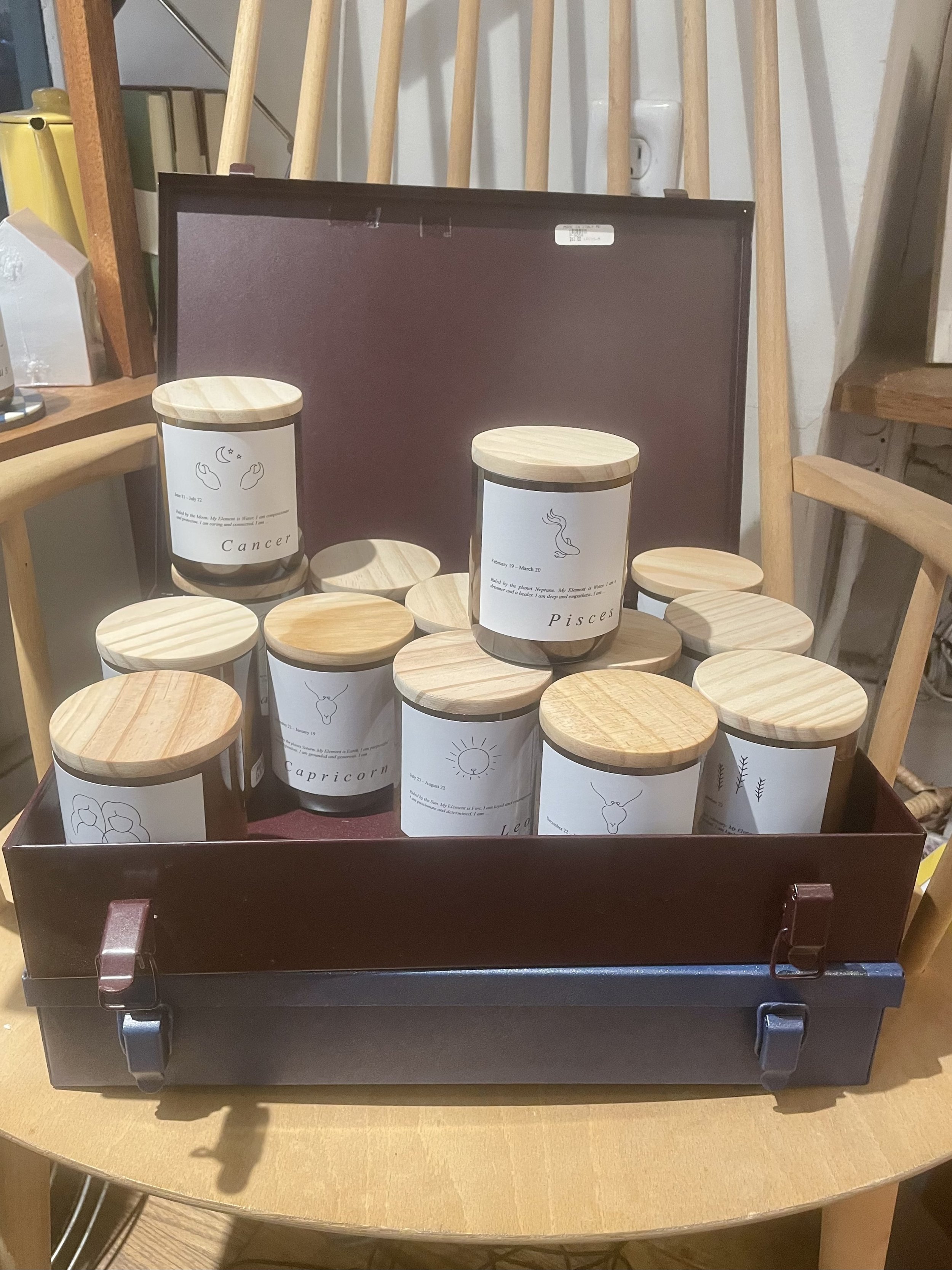STMT DIY Signature Scent Art & Craft Kit by Horizon Group USA, Mix & Make 4  Signature Perfume Scents - Vanilla Bean, Lavender Flower & Cool Coconut