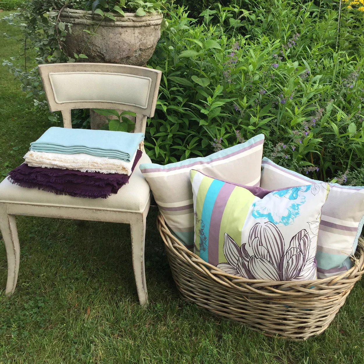 Lake Interiors Custom Upholstery15.jpg