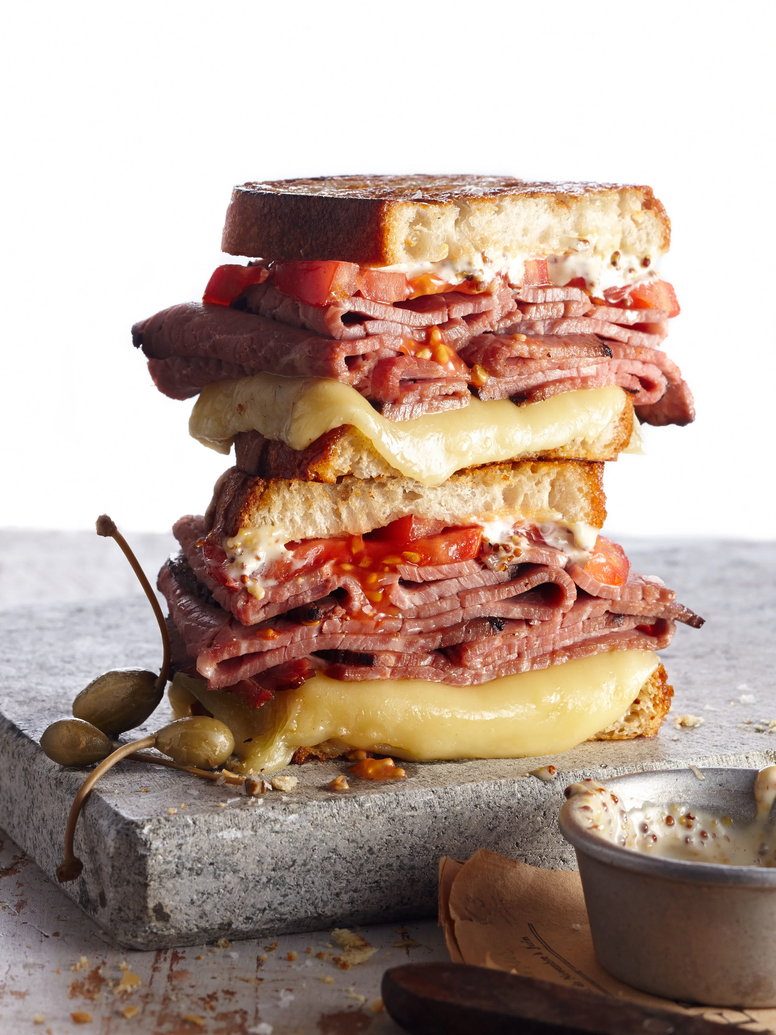 ROAST BEEF SANDWICH.jpg