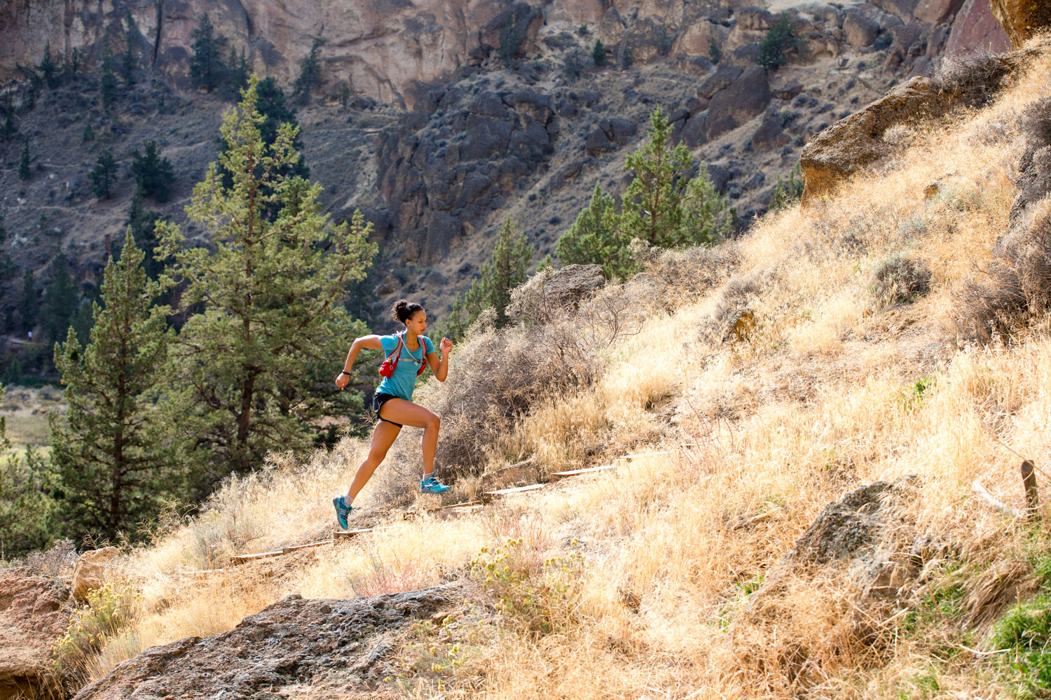  Trail running. Smith Rock Park, OR 