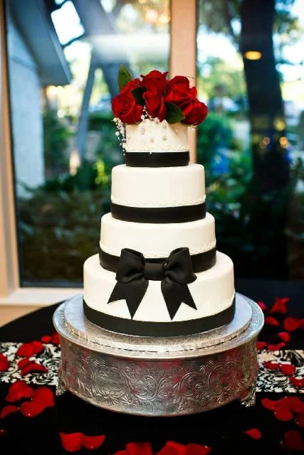 Black Bow Cake.jpg