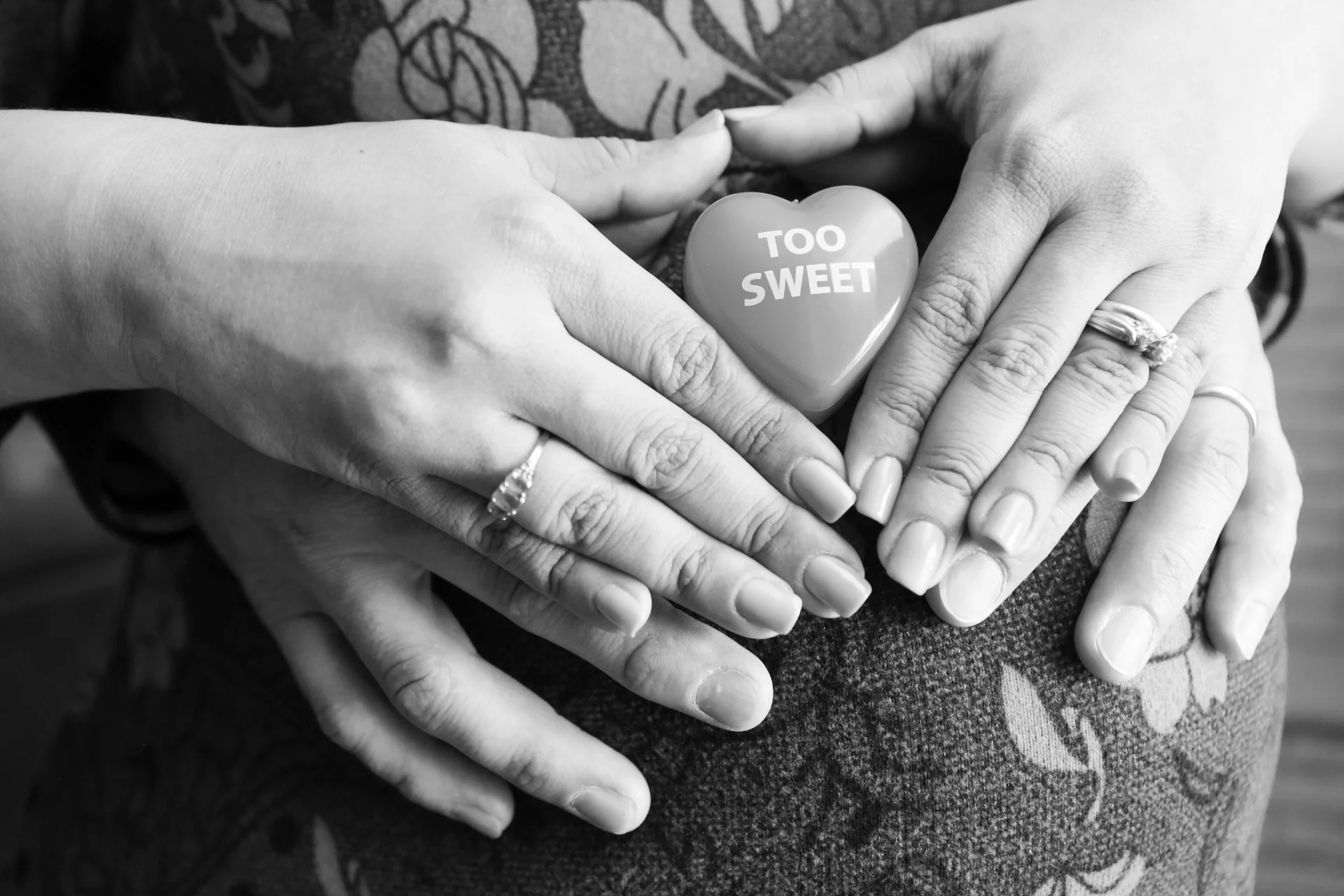 Angie's Maternity Shoot_-34.jpg