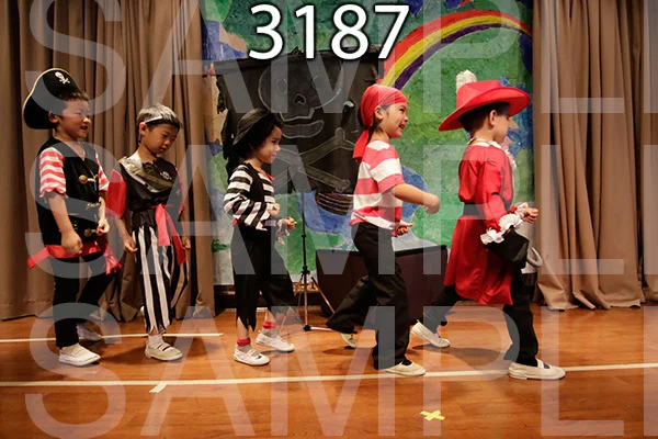 MI-RE-16-3187.jpg
