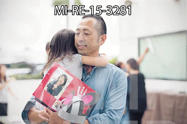 MI-RE-15-3281.jpg