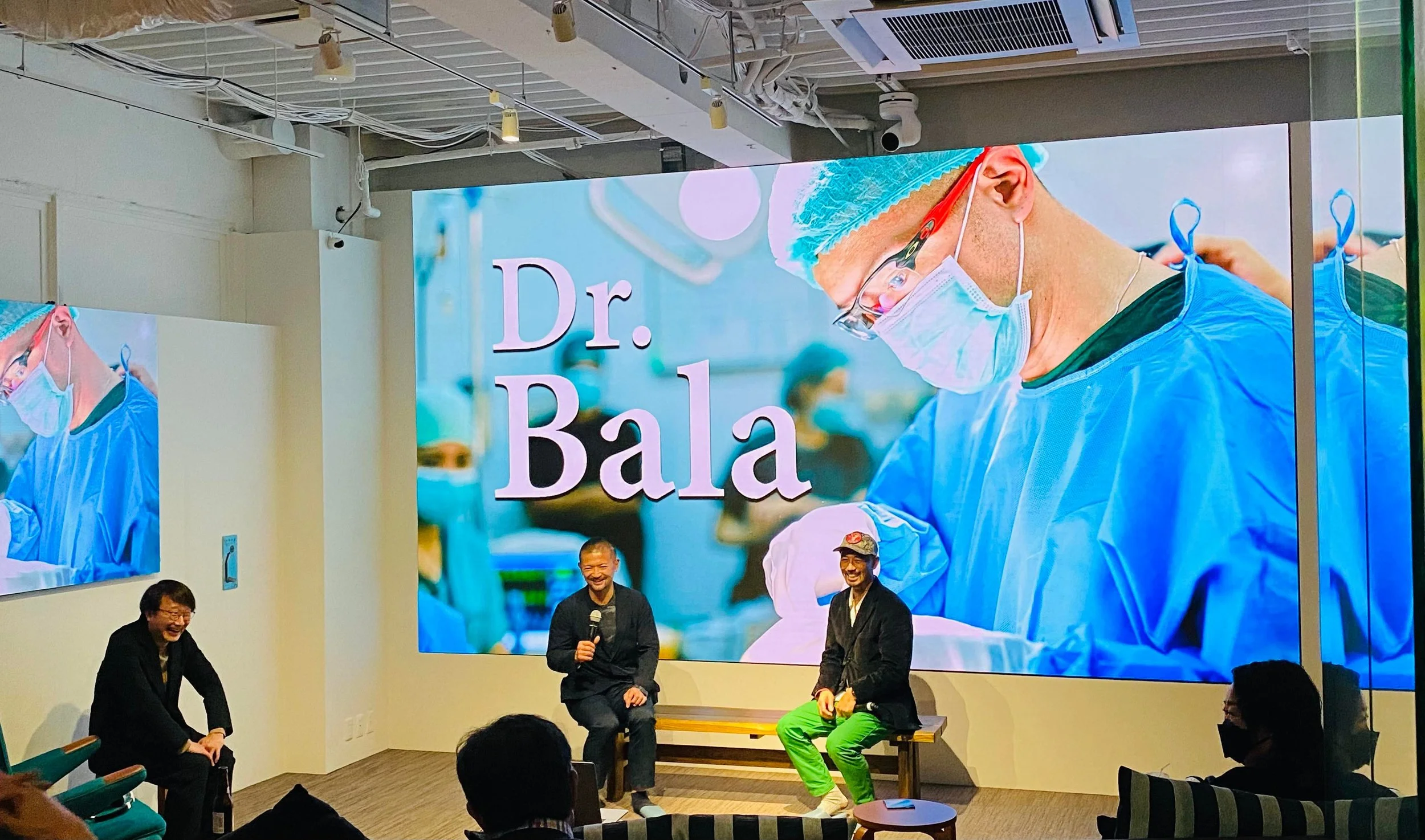 Screening at Theatre Guild 代官山シアターギルドでお披露目会