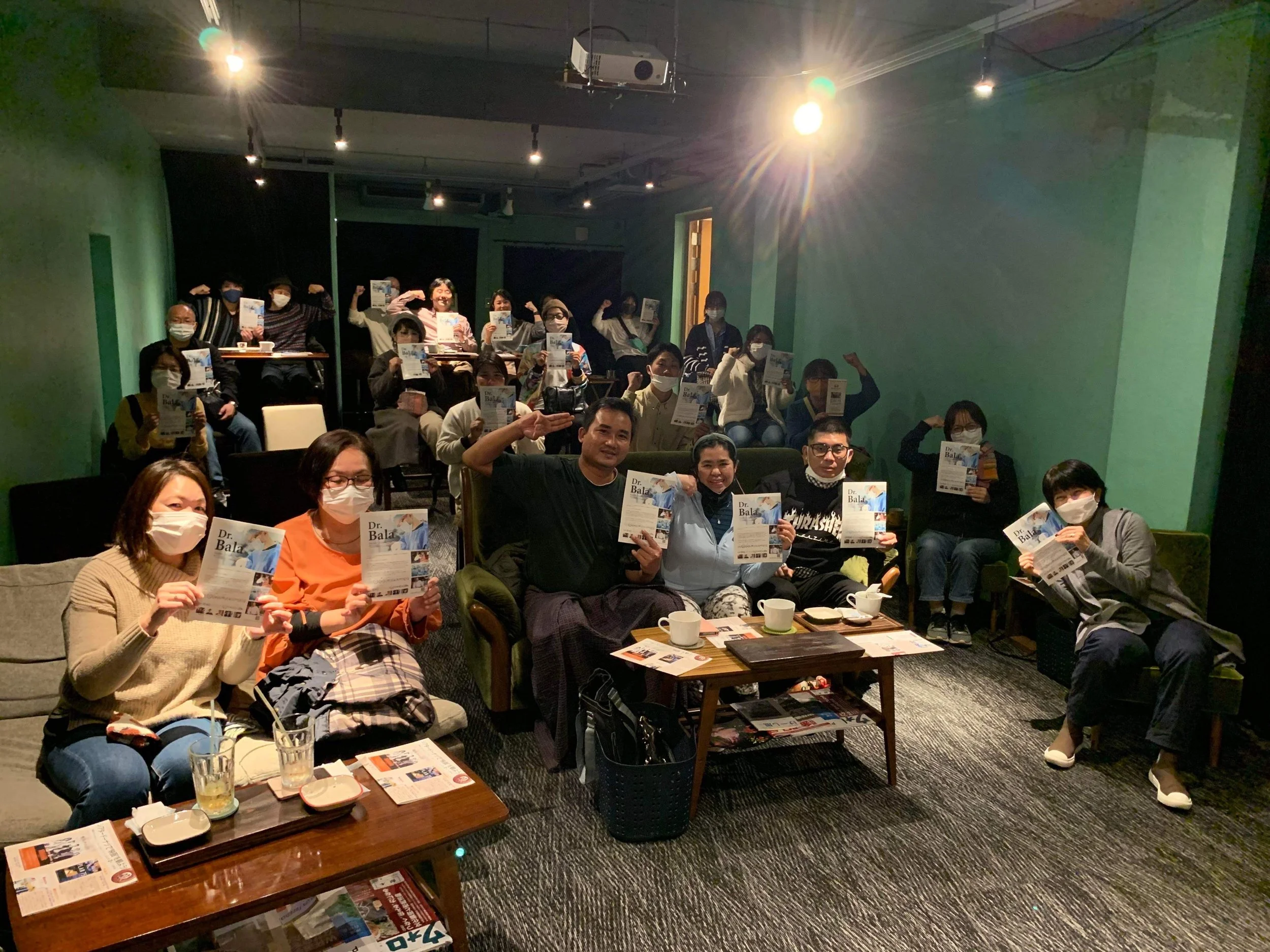 Playing at Theater Donut Okinawa until March 29th! シアタードーナツ・オキナワでの上映3月29日まで延長！！