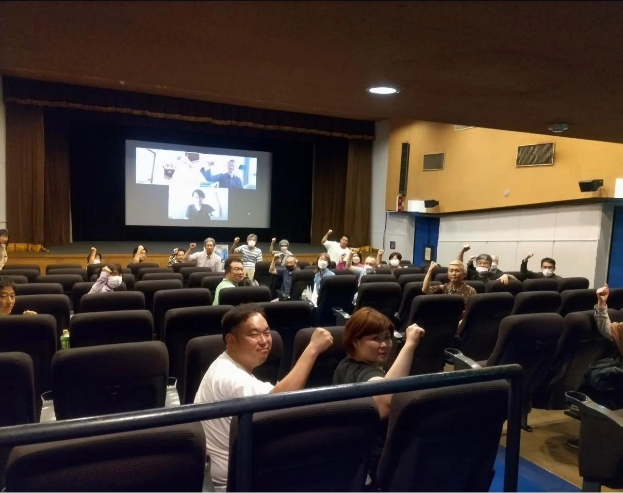 Dr. Bala is at a theater in Osaka &amp; Nagoya now. 大阪と名古屋での上映がスタート！！