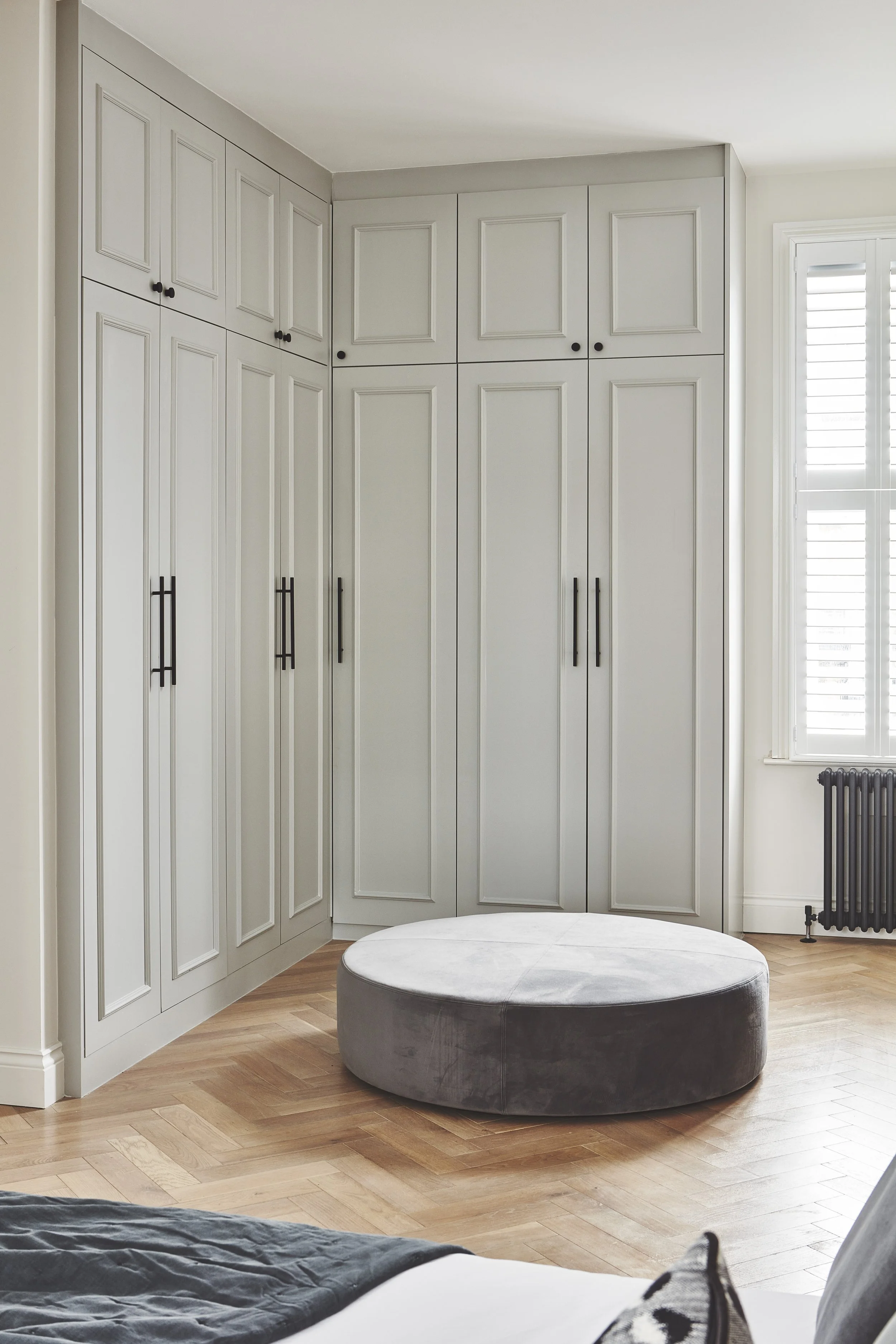 Fitted wardrobes in Wandsworth Common home. Interior design studio based in Wandsworth.