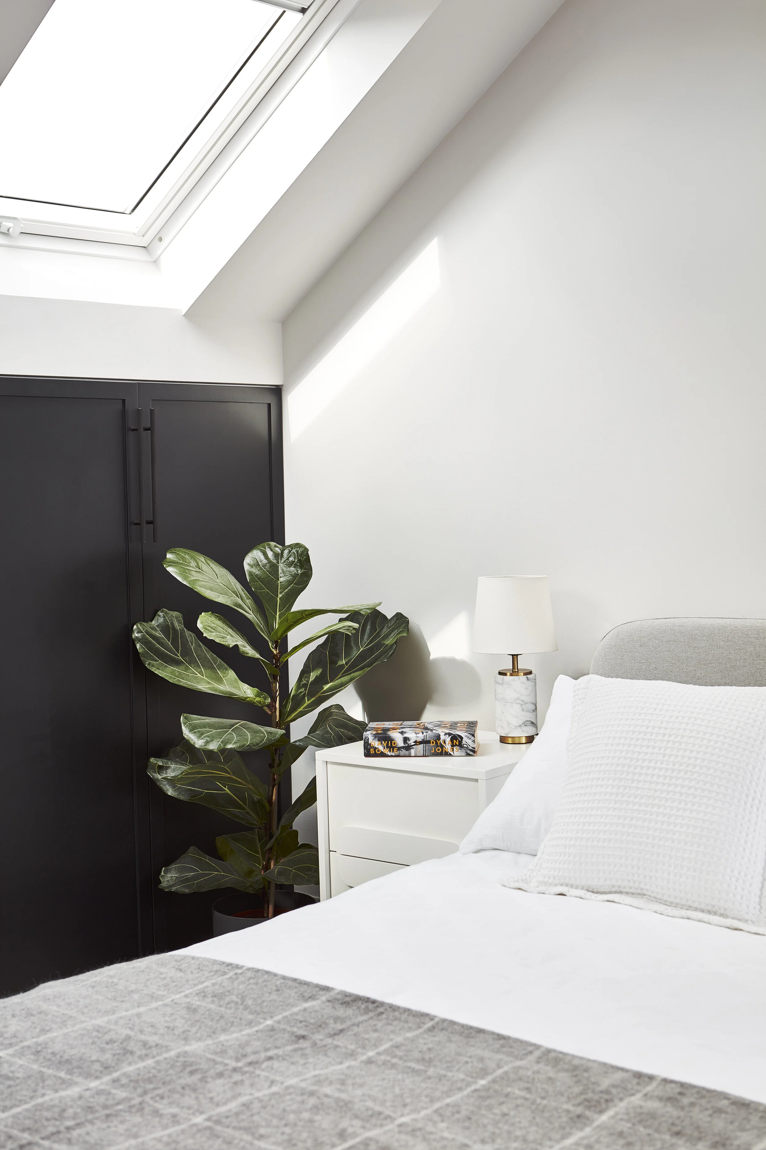 Bespoke fitted wardrobes and joinery. Interior design studio based in Wandsworth. Bespoke joinery for loft rooms and diffucult spaces.