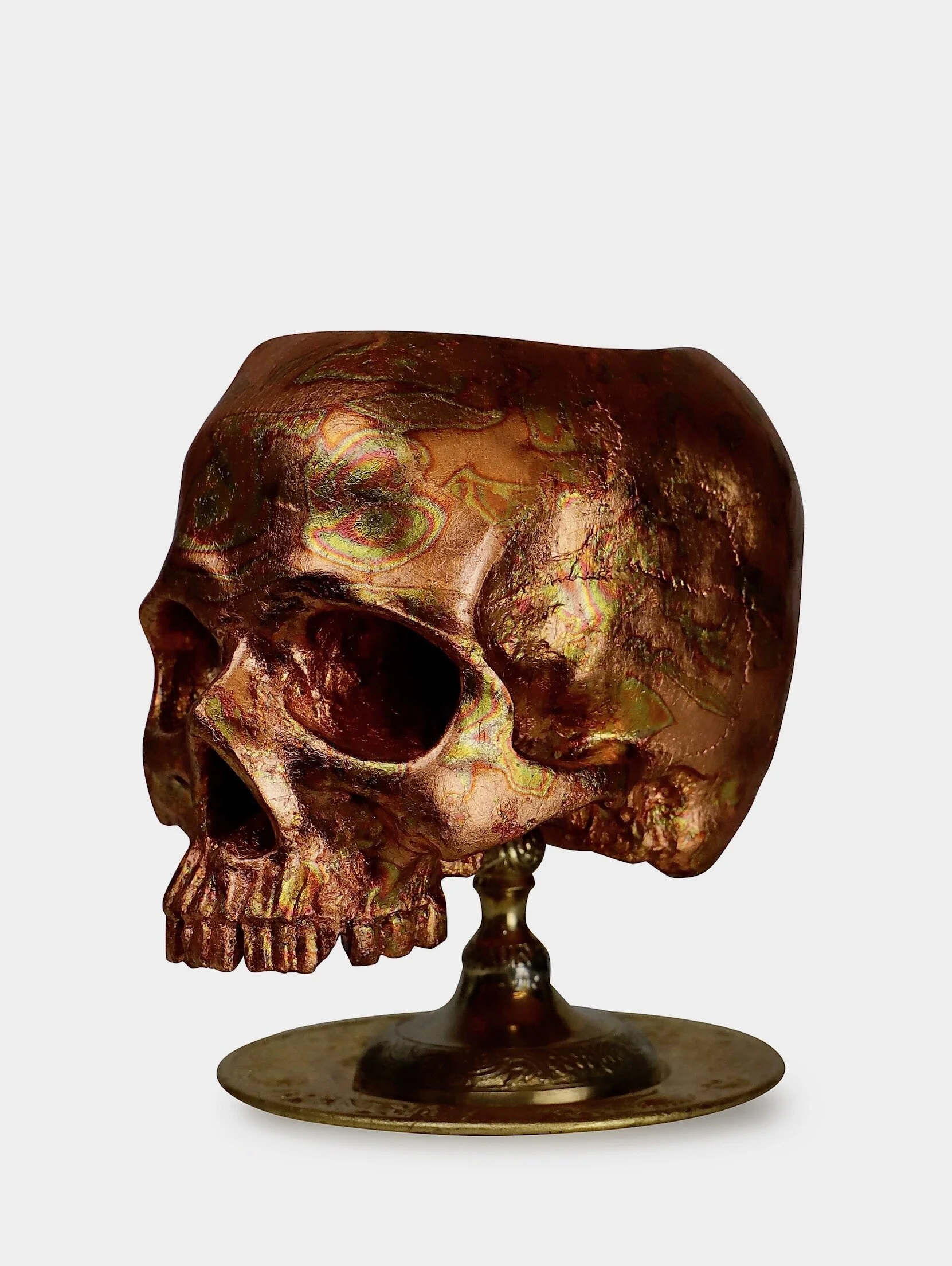 FAEE4A9E-5C13-4E9E-9DFD-CD729C33FBEB