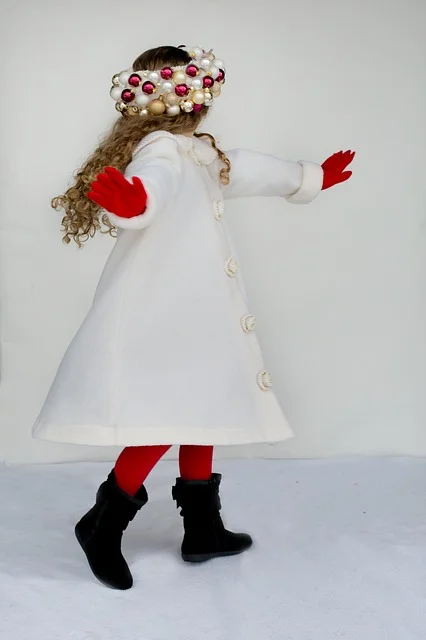 little-girl-1927449_640 dancing pixabay.jpg