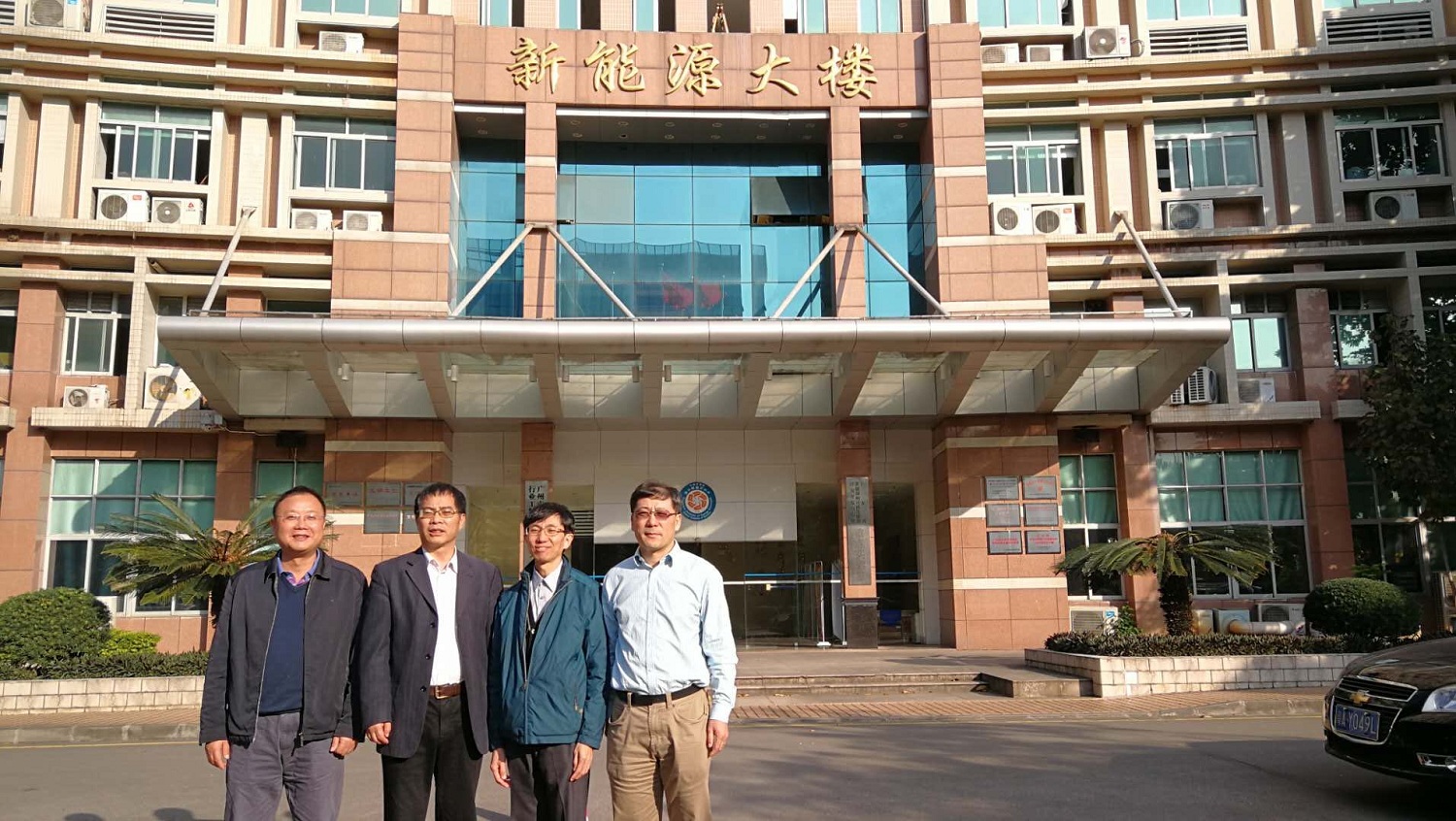 Dr. Anthony Lau visited Guangzhou Institute of Energy Conversion and South China University of Technology