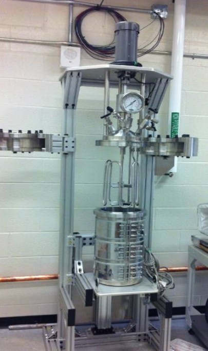 16 L large batch reactor for liquefaction of biomass into bio-crude oils (5kg per batch)