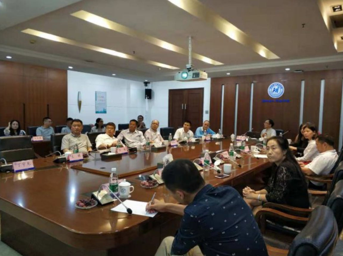 毕晓涛主任参加深圳市人才研修院能源与环境座谈会