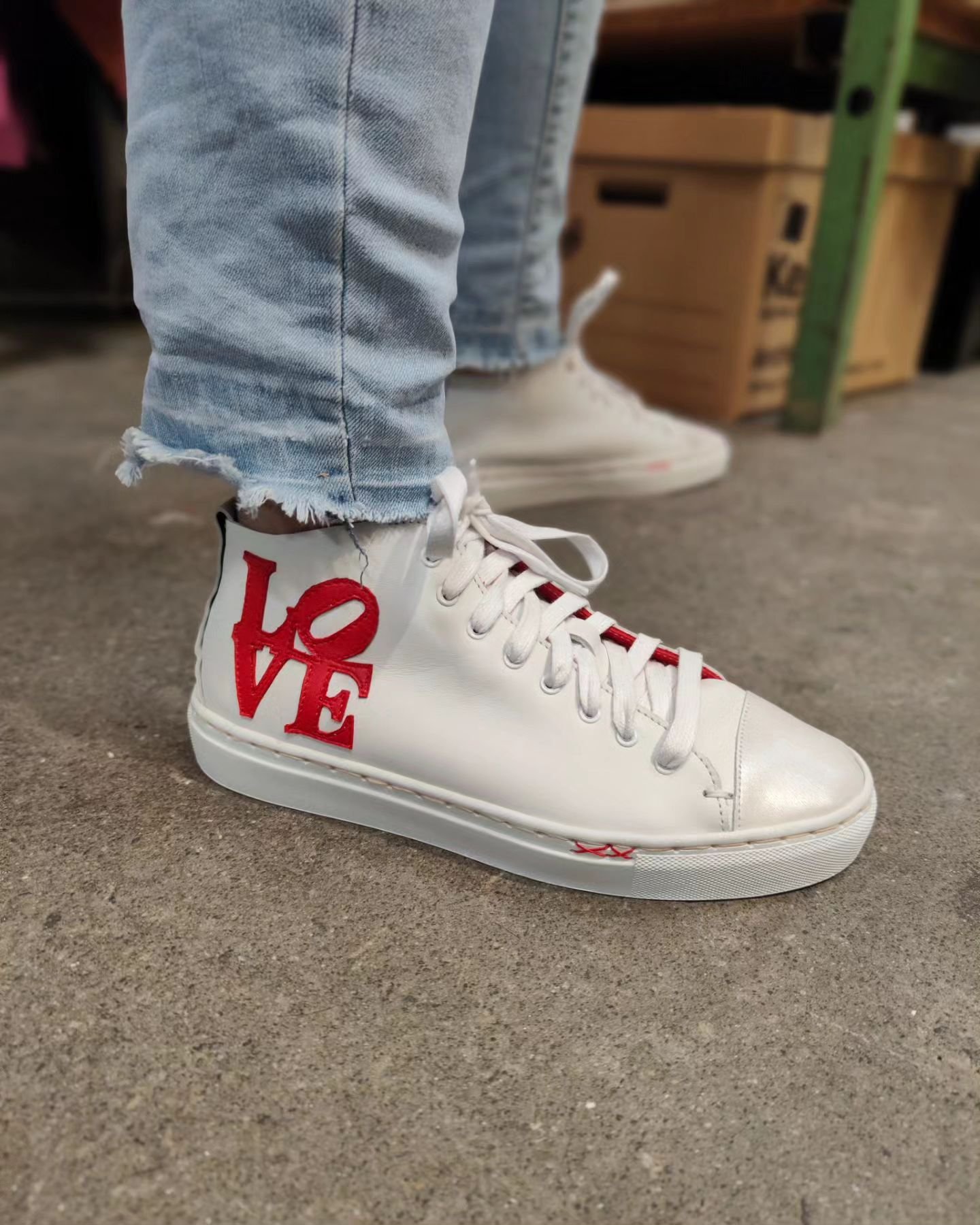Another sneaker round up! Bold text based graphics, speed stripes, hearts, faux croc and keeping it simple (😱) with black and navy detailing! 

#sneakerworkshop #shoemaking #melbourneworkshops #handmade #leathercraft