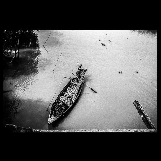 Tributary to the Irrawaddy River 2009
-
-
-
-
-
#Myanmar #35mm #triXfilm #boat #boatskills #riverman #voigtlander #kodak #bw