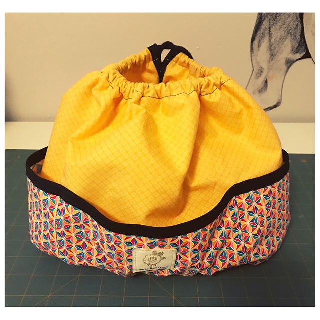 Did you know I take custom orders? This client wanted a Weekend Bag tote to use as a diaper bag, but was in need of more pockets. I created a drawstring purse insert w pockets around the outside AND inside to help organize all those baby related item
