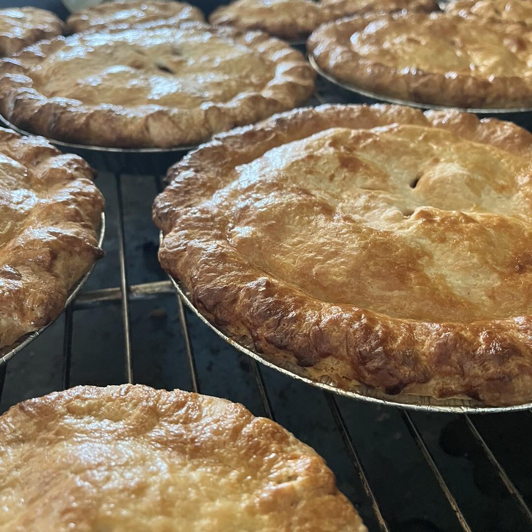 We are prepping for market! Look at those steaming pies and fresh bread dough. Here is this week&rsquo;s market menu! If you would like us to set any of these aside for you to pick up from market, please message us. 

- Apple scones 
- Chocolate haze