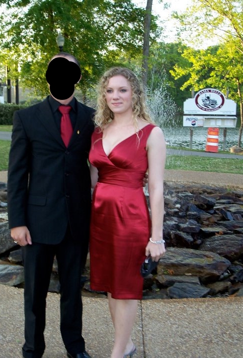 This is me at my "fattest" in college. Damn, gurl. I can't believe how unhappy I was with how I looked.