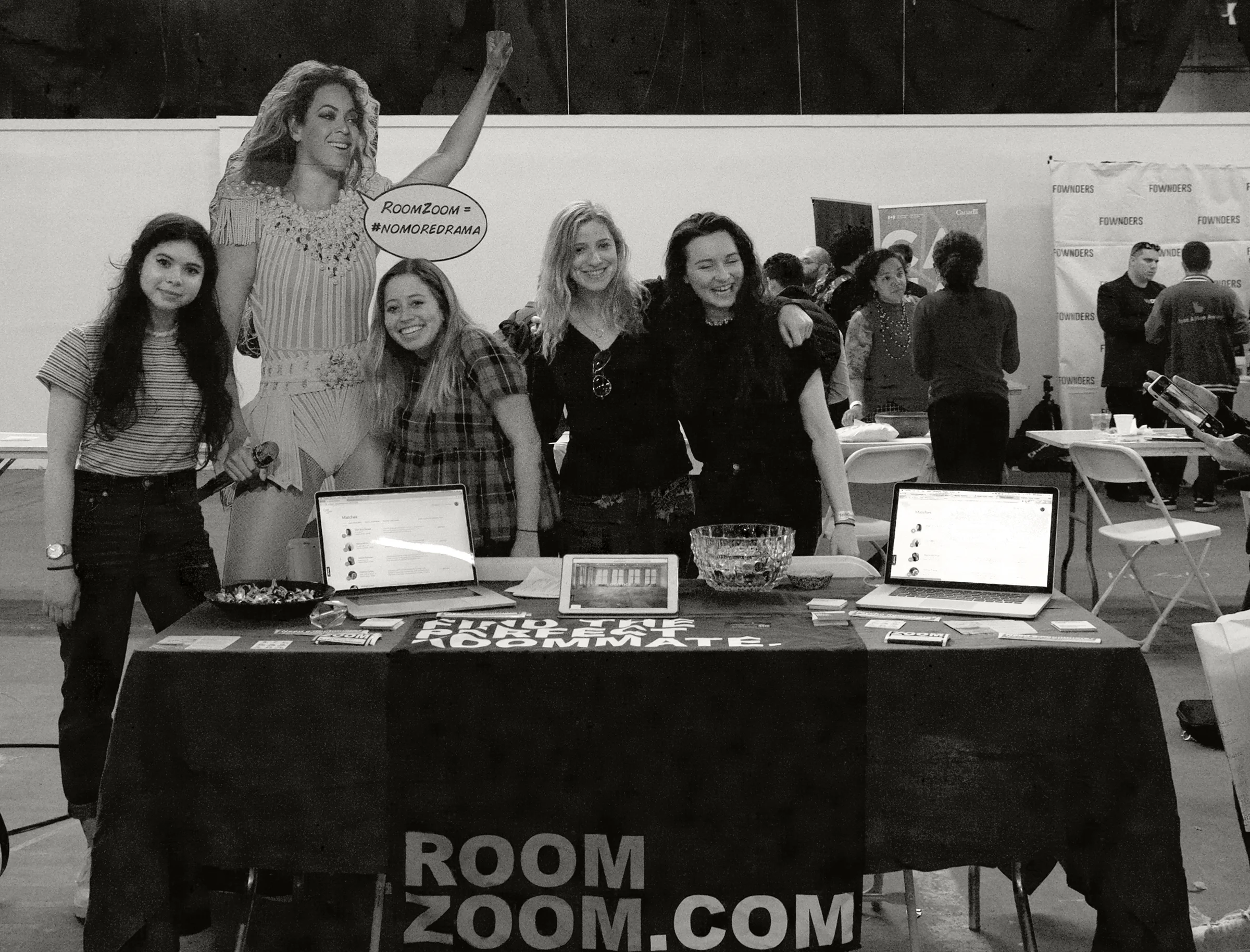 _RoomZoom.com_HLK.jpg