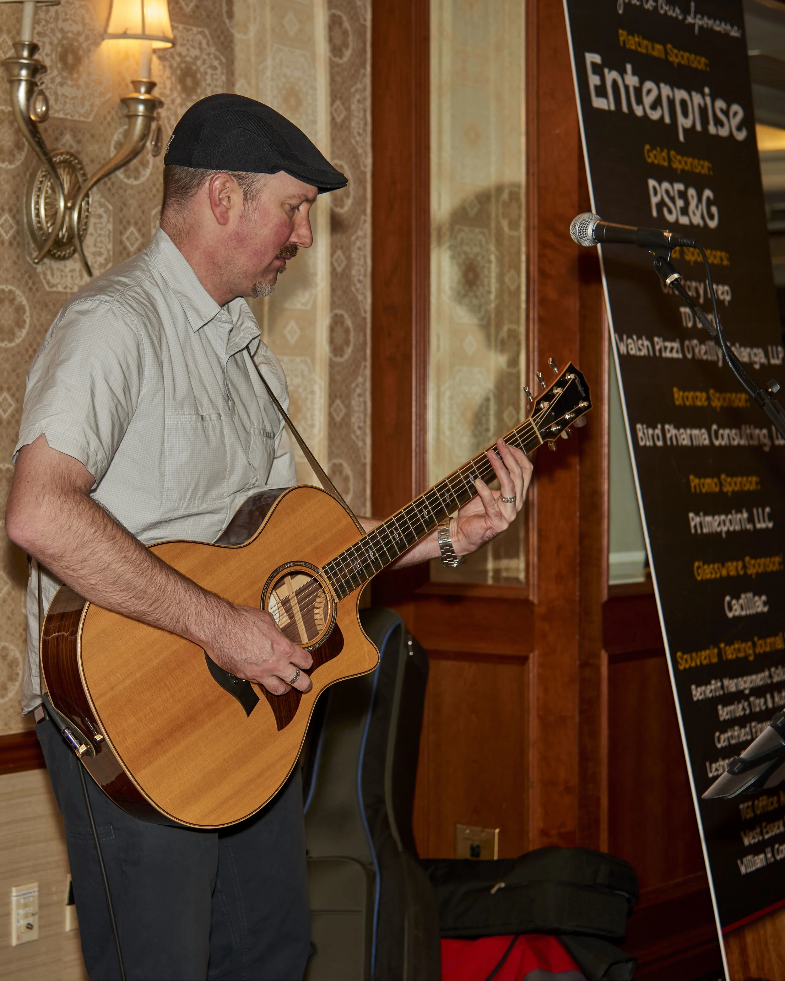Uncorked-Uncapped-PhotoSesh-09282017-0235.jpg