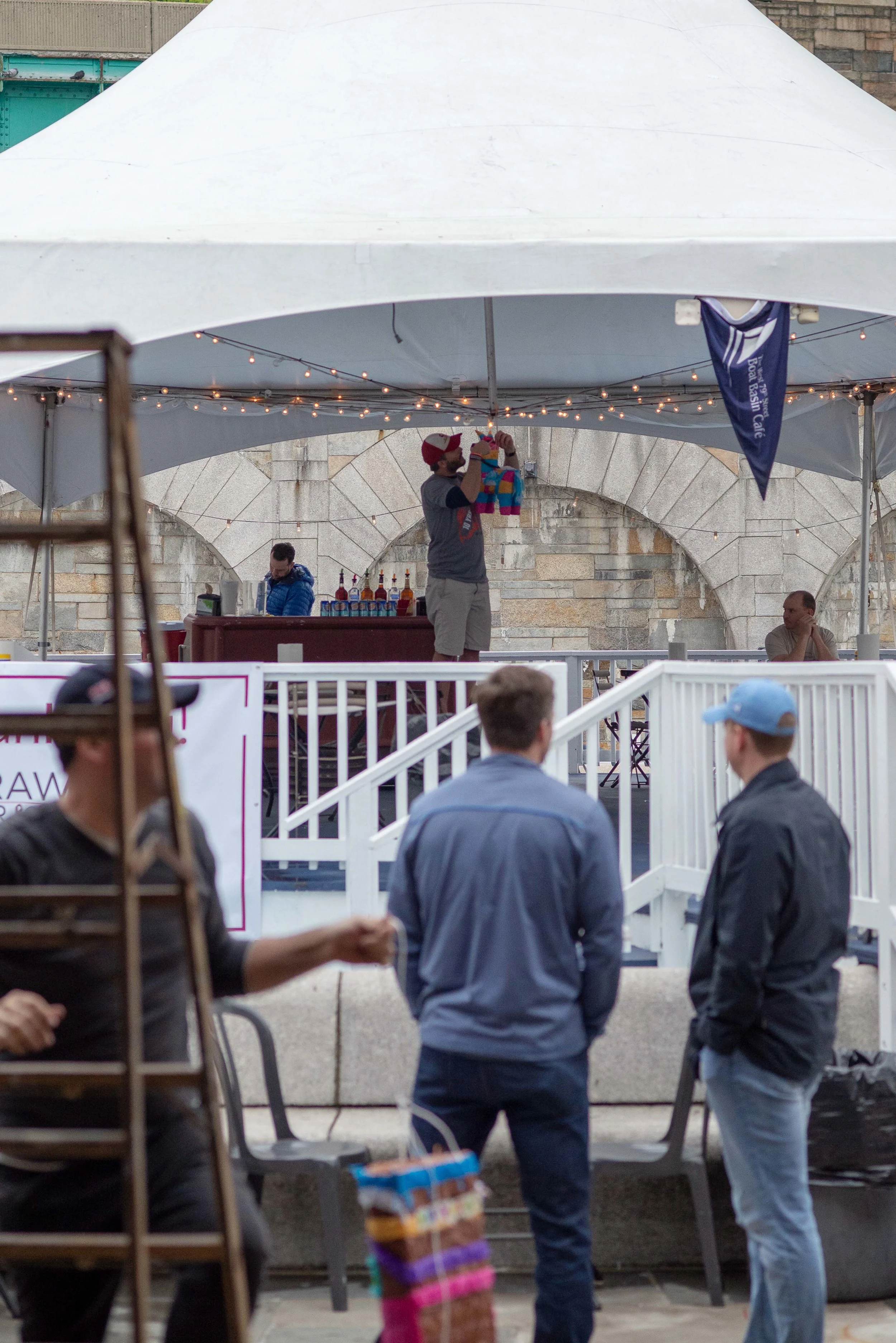 Photosesh_CrawfishforCharity_5-12-18_HartsoePhotography-4.jpg