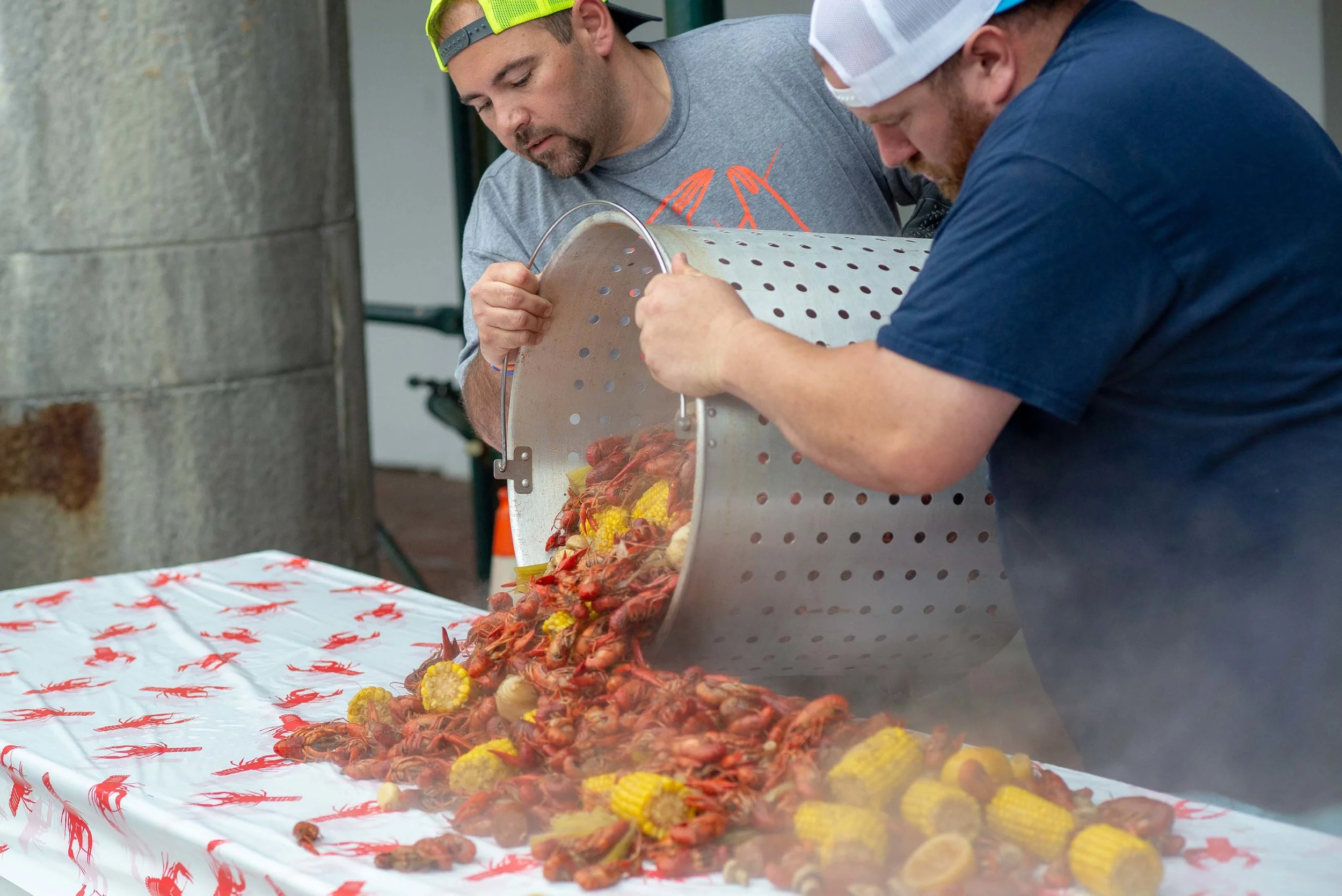 Photosesh_CrawfishforCharity_5-12-18_HartsoePhotography-15.jpg