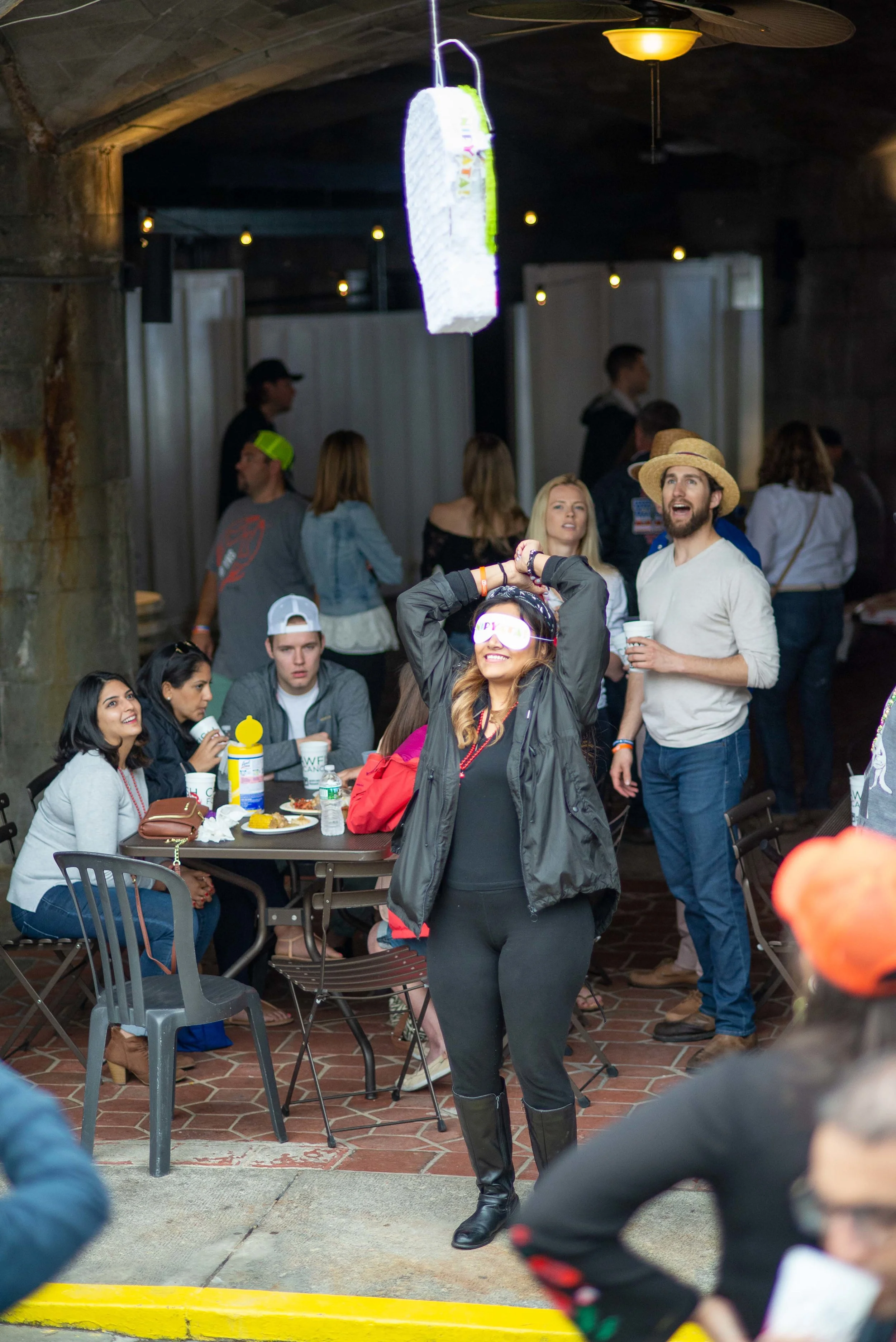 Photosesh_CrawfishforCharity_5-12-18_HartsoePhotography-97.jpg