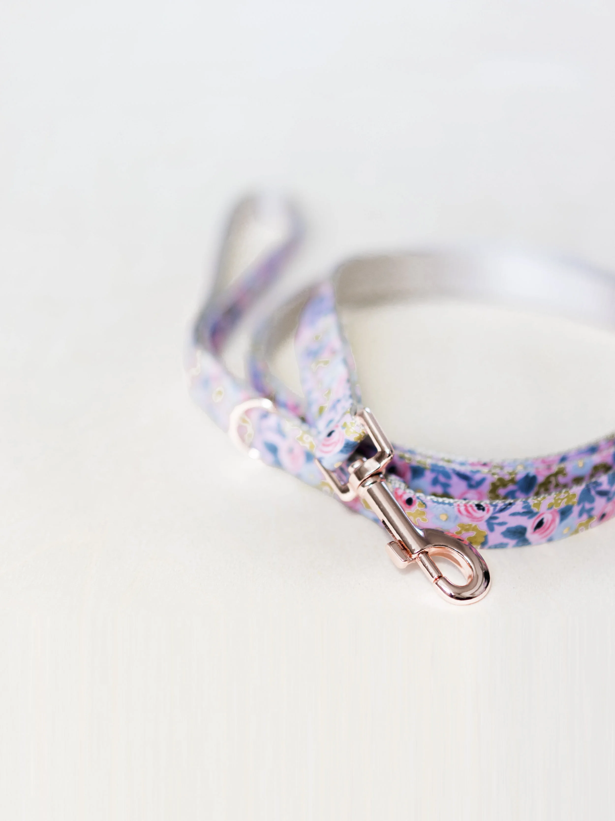 violet floral rifle paper co rose gold hardware leash close up