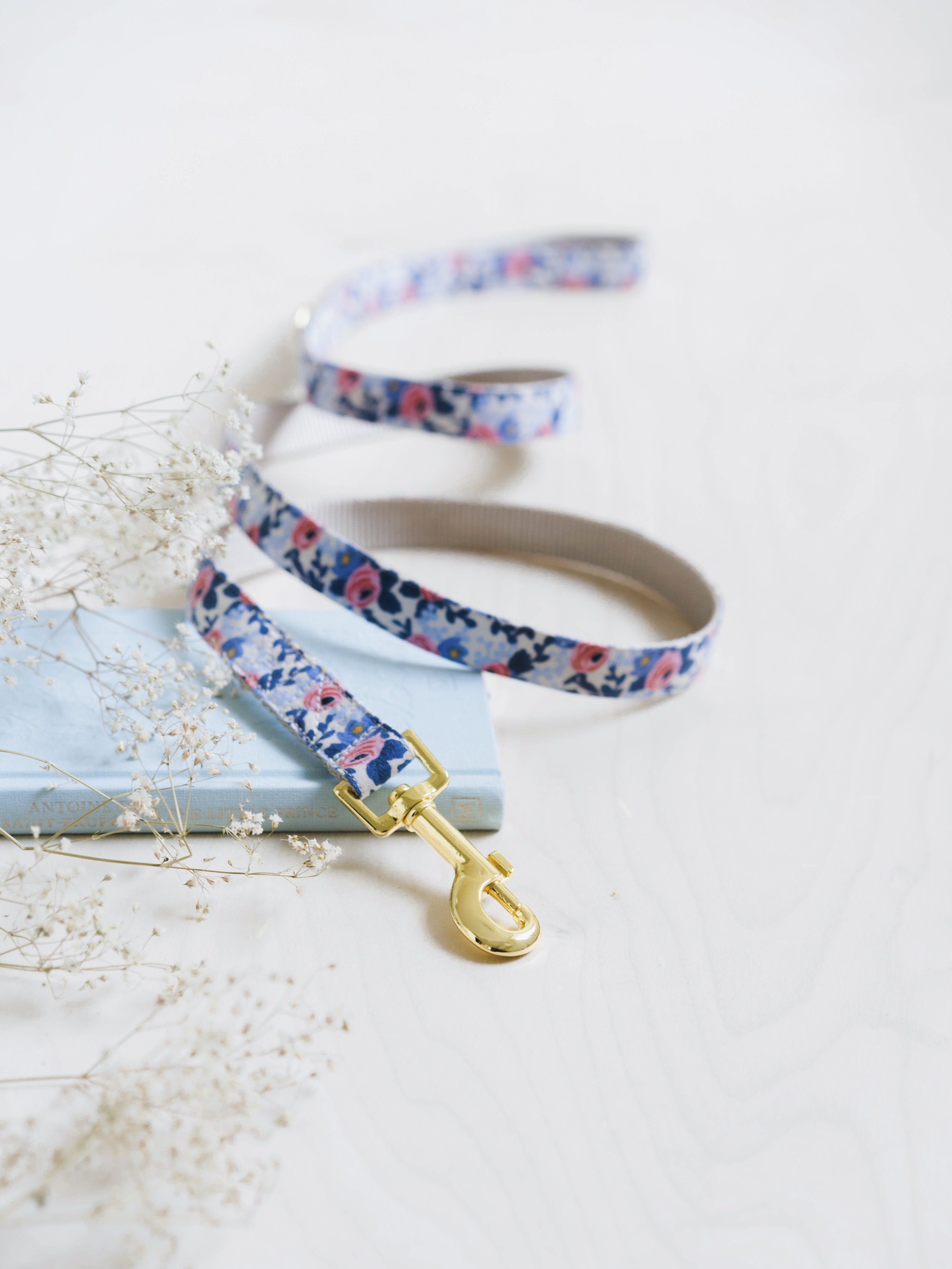 rifle paper co blue floral and gold hardware leash
