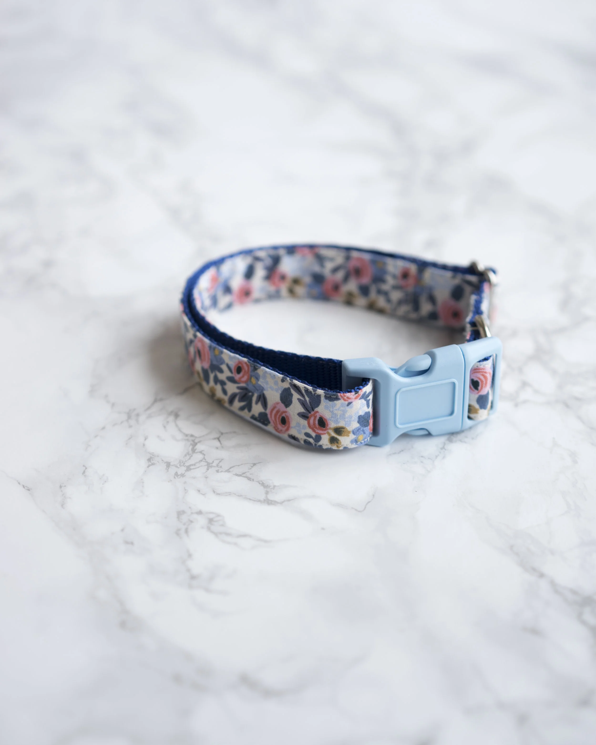 Les Fleurs Blue 2.jpg