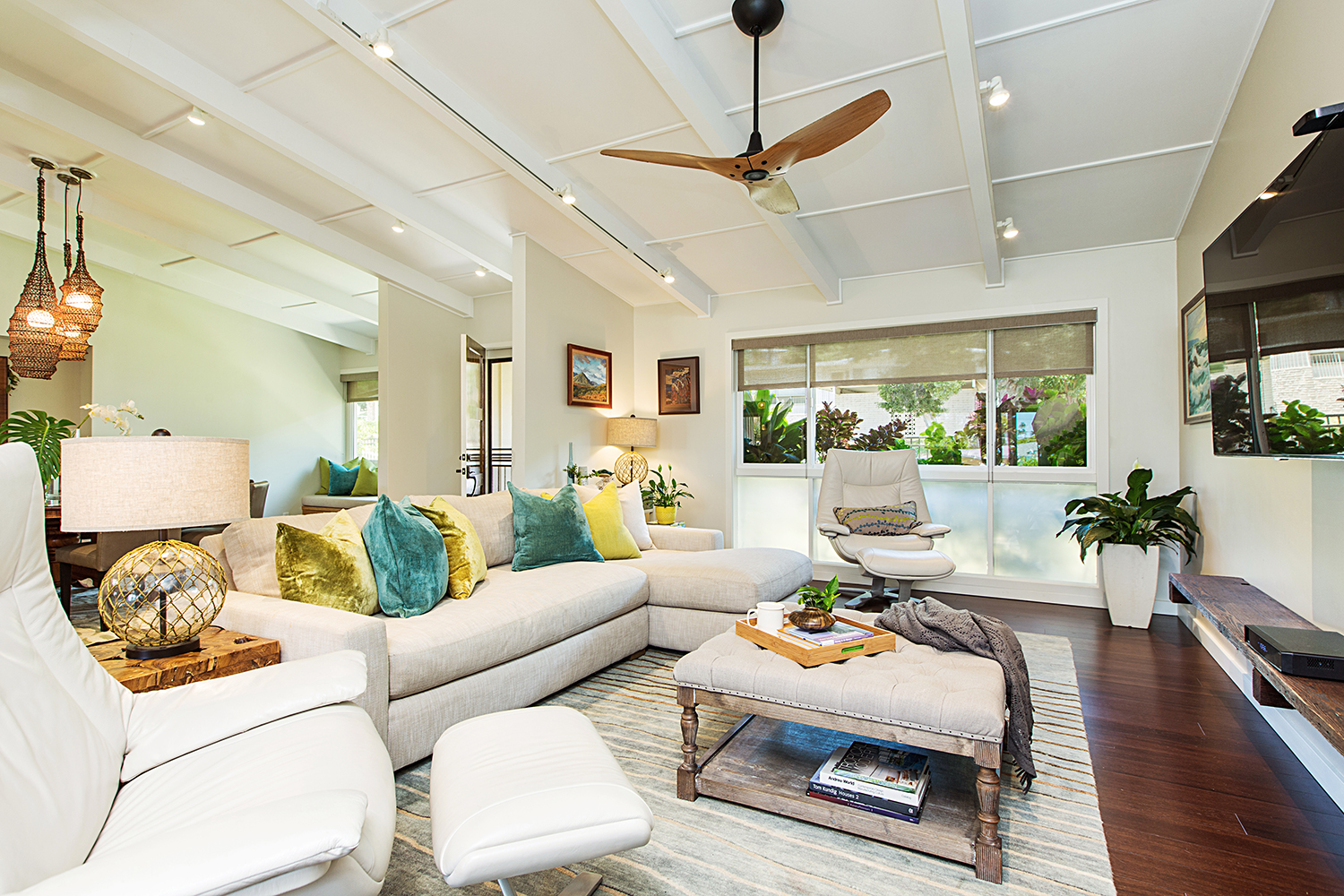 MYCIA-4735 Analii-Living-098.JPG