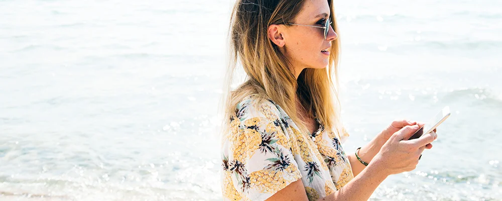 5-times-you-shouldnt-be-wearing-your-enagement-ring-at-the-beach.jpg