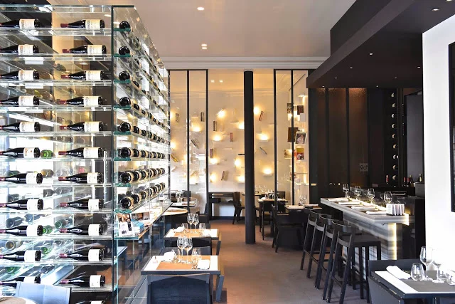 A delicious chapter of Parisian life at Les Bouquinistes by Guy Savoy