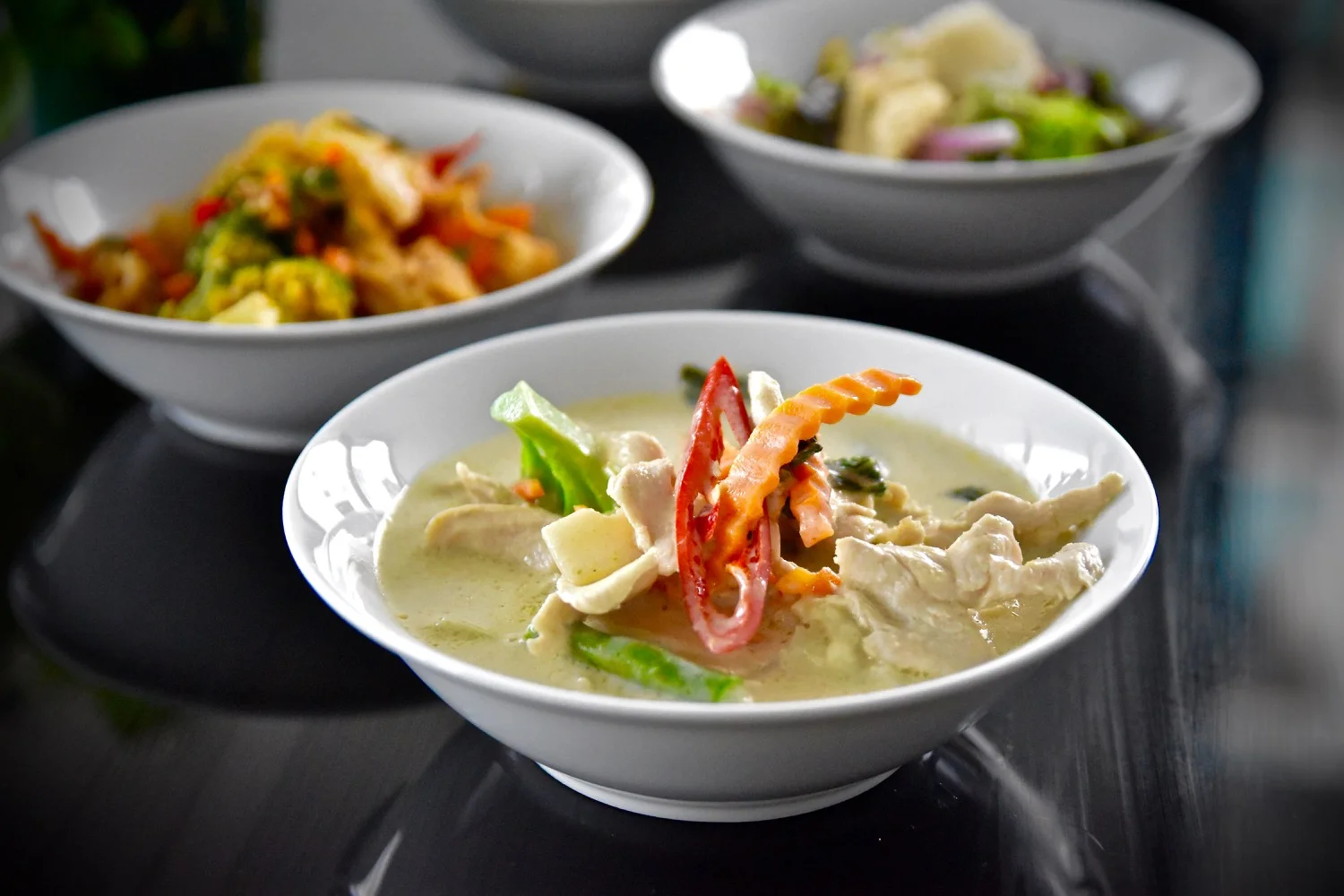 Alice's Thai - Suppertime delivery