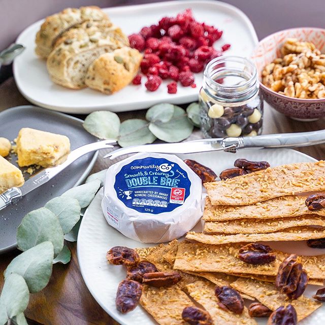 🧀🧀🧀 Who else loves cheese?! 🙋🏻&zwj;♀️🙋🏻&zwj;♂️🙋🏼&zwj;♀️🙋🏽&zwj;♀️🙋🏼&zwj;♂️🙋🏽&zwj;♂️ Loving this super lux  @community_co Double Brie😍😍 Award winning 🙌🏻 AND these legends gives back to local Aussie Communities with every product purc
