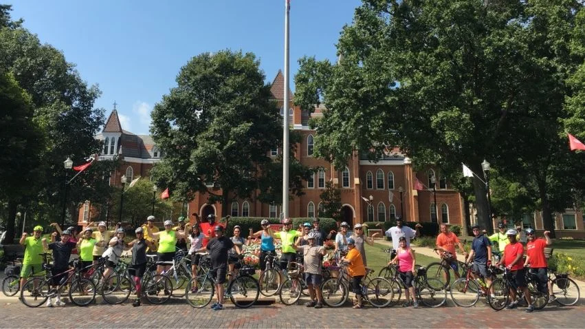 A photo op stop at Otterbein University on the way to the third stop. Photo credit: Darrell McGrath