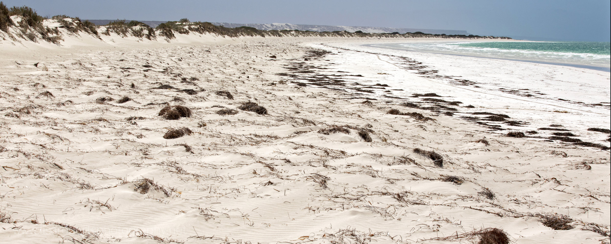  Deserted beach, Western Australia 